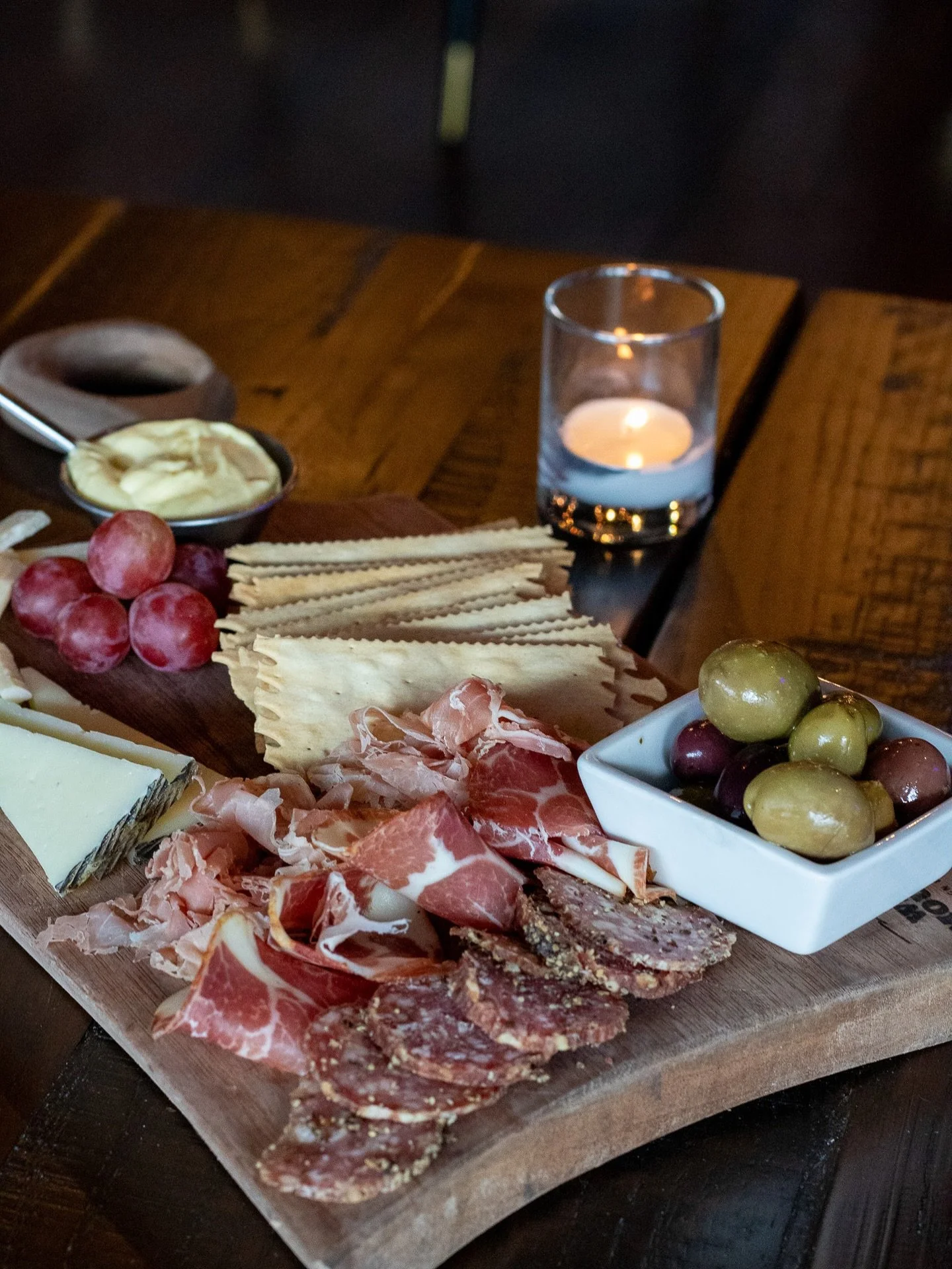 Thursdays taste better with a glass in hand. Join us downtown Buford!
#LiveMusic #Drinklocal #CorkitBuford #BufordGA #WineBar