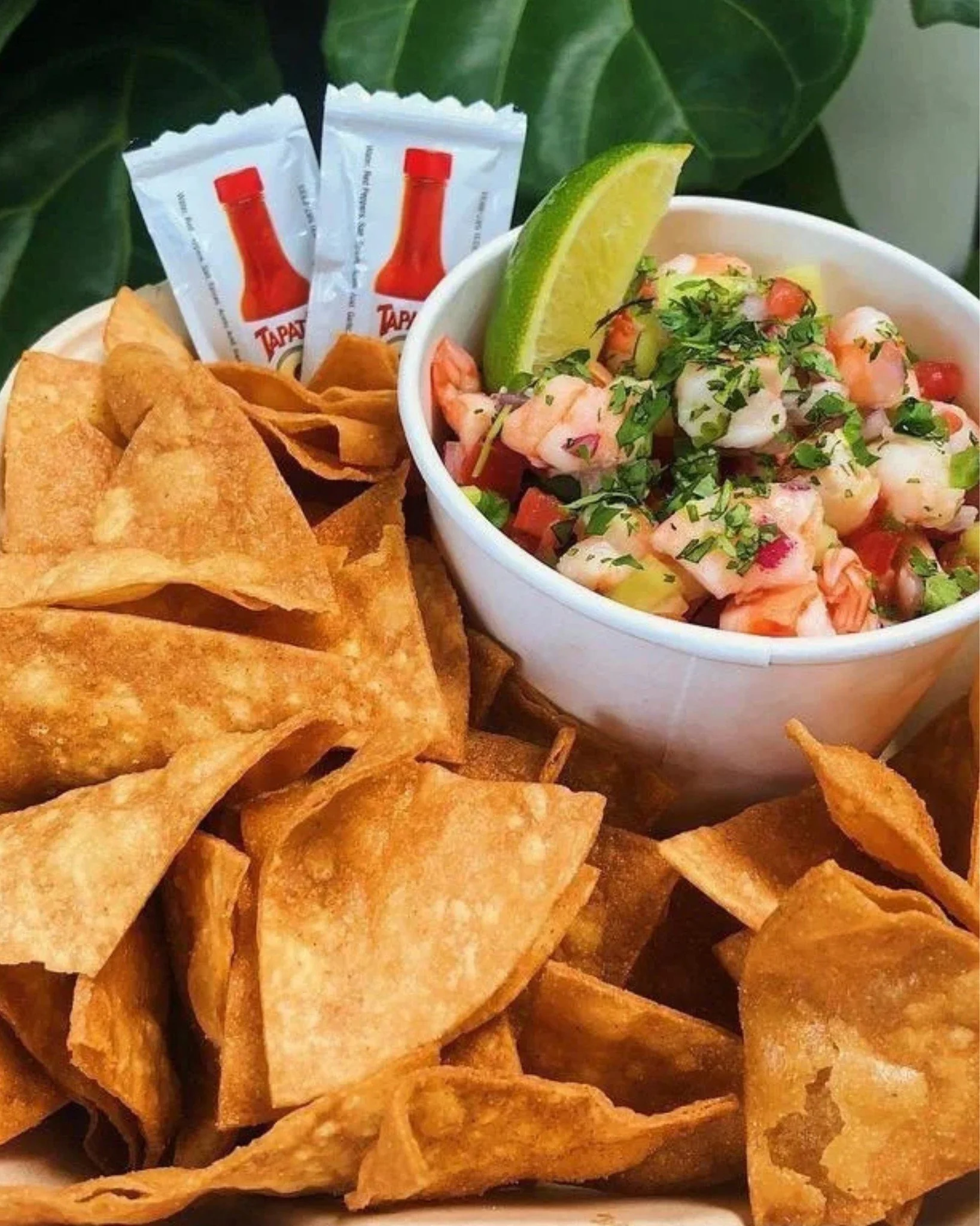 For when you&rsquo;re craving something fresh and flavorful! 🐠✨ Head to @longbeachfishgrill for perfectly grilled seafood, tacos, and bowls that taste like summer year-round.

#visittheenclave #losangeles #enclavela