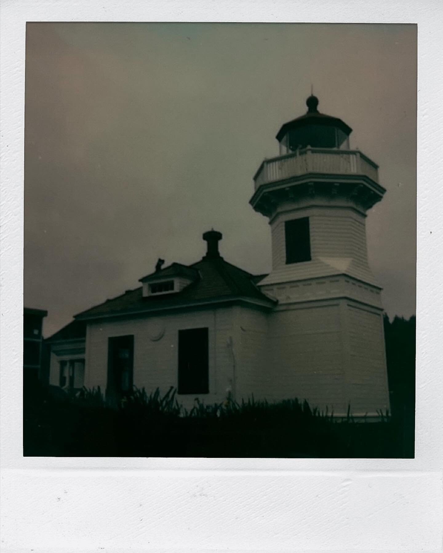 Lighthouse on #poloroid

#poloroidcamera #poloroids #film #washington #washingtonstate #pnwadventures #pnwexplored #moody #lighthouse #lighthousesofinstagram