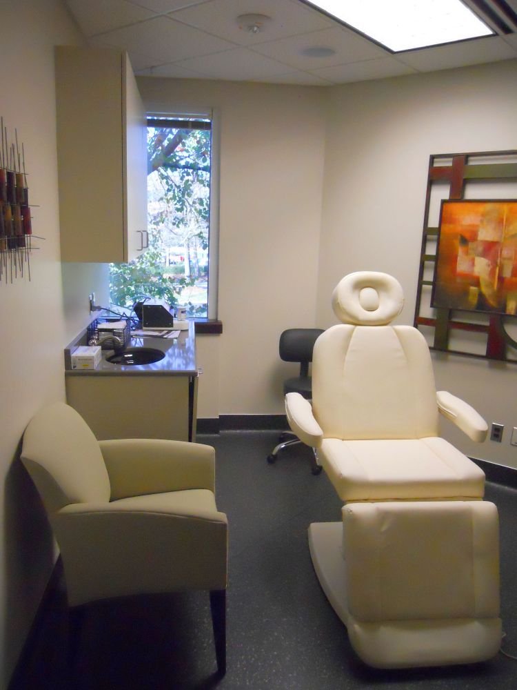 Dr. Stein Procedure Room 01a.jpg