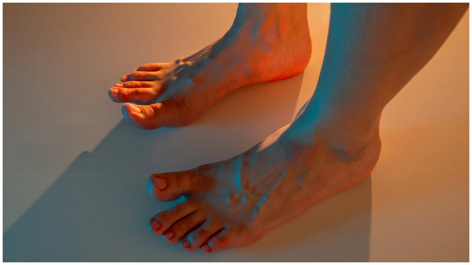 femalefeetlegsbanner2.jpg