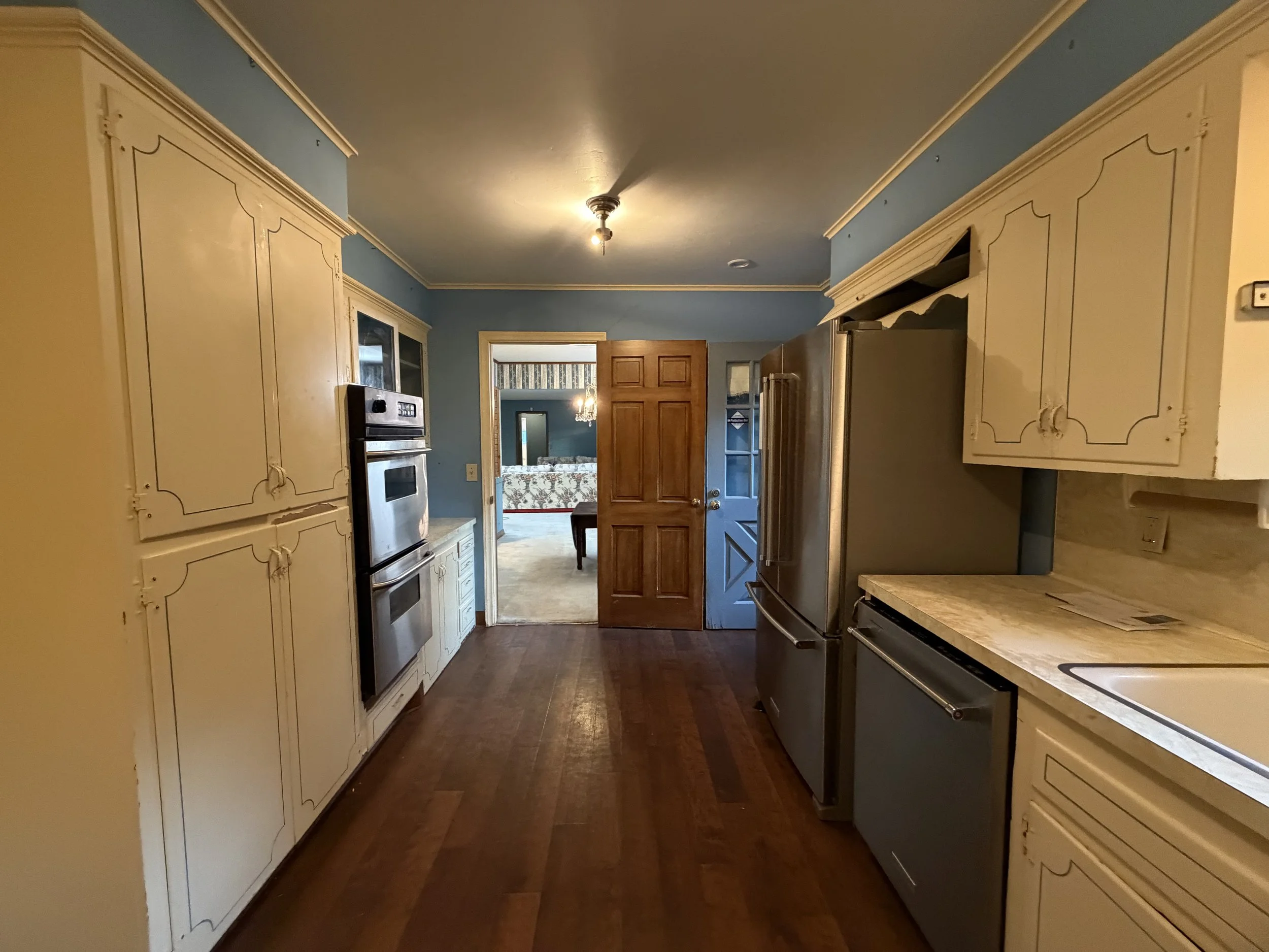 6201 Barnes_Kitchen 14.jpeg