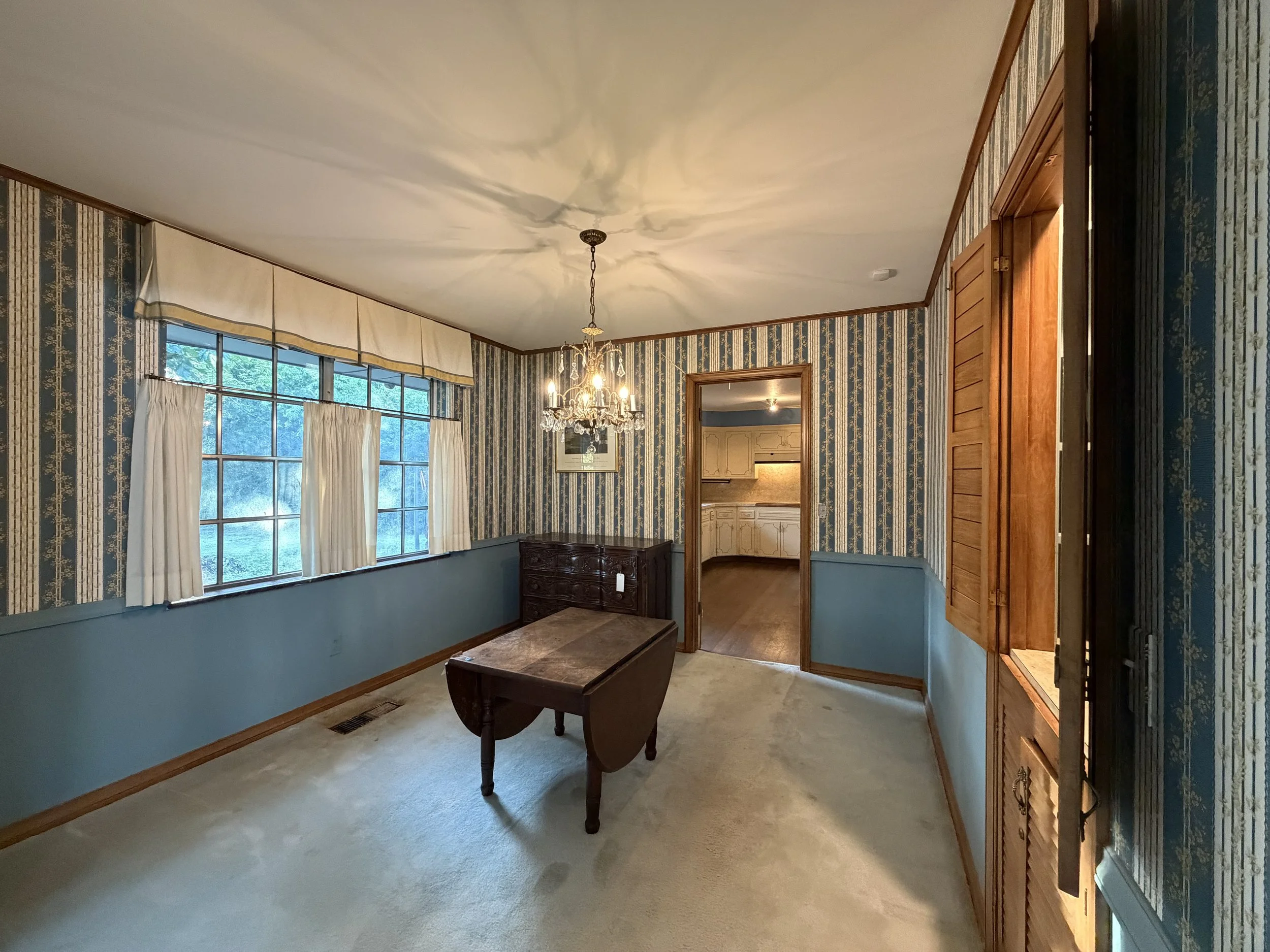 6201 Barnes_Dining Room 2.jpeg