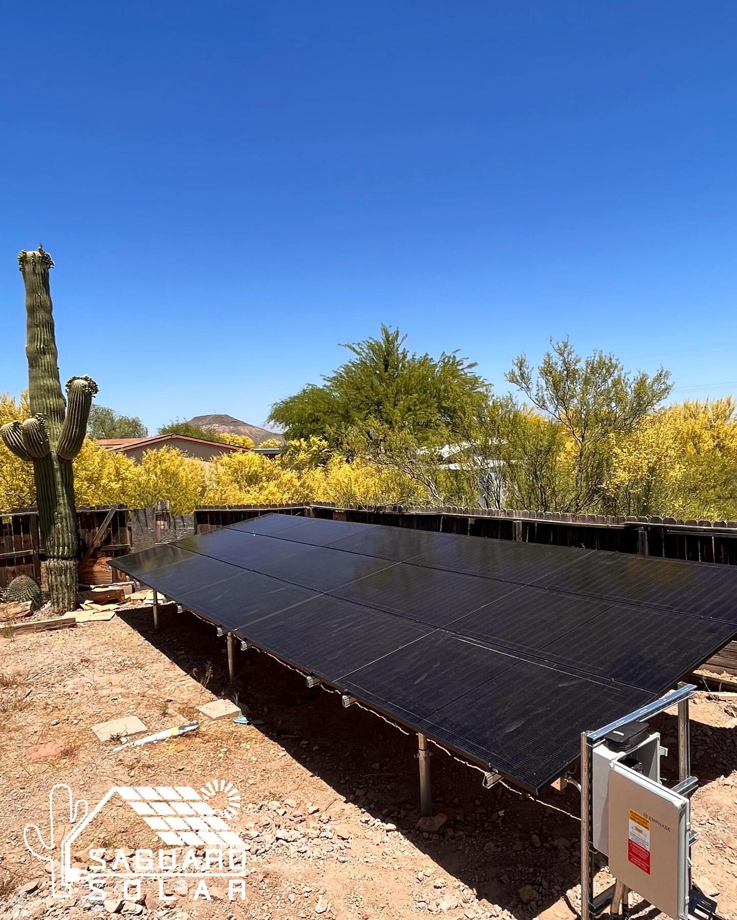 This week&rsquo;s #solarsaturday is powered by this 18kW install out in Drexel Heights by the Padre&rsquo;s crew! 🌵🏡☀️

#saguarosolar
#solarenergy
#solarpower
#sunpower
#uvlight
#solarpanels
#electrical
#greenenergy
#solar 
#install 
#gogreen
#tucs