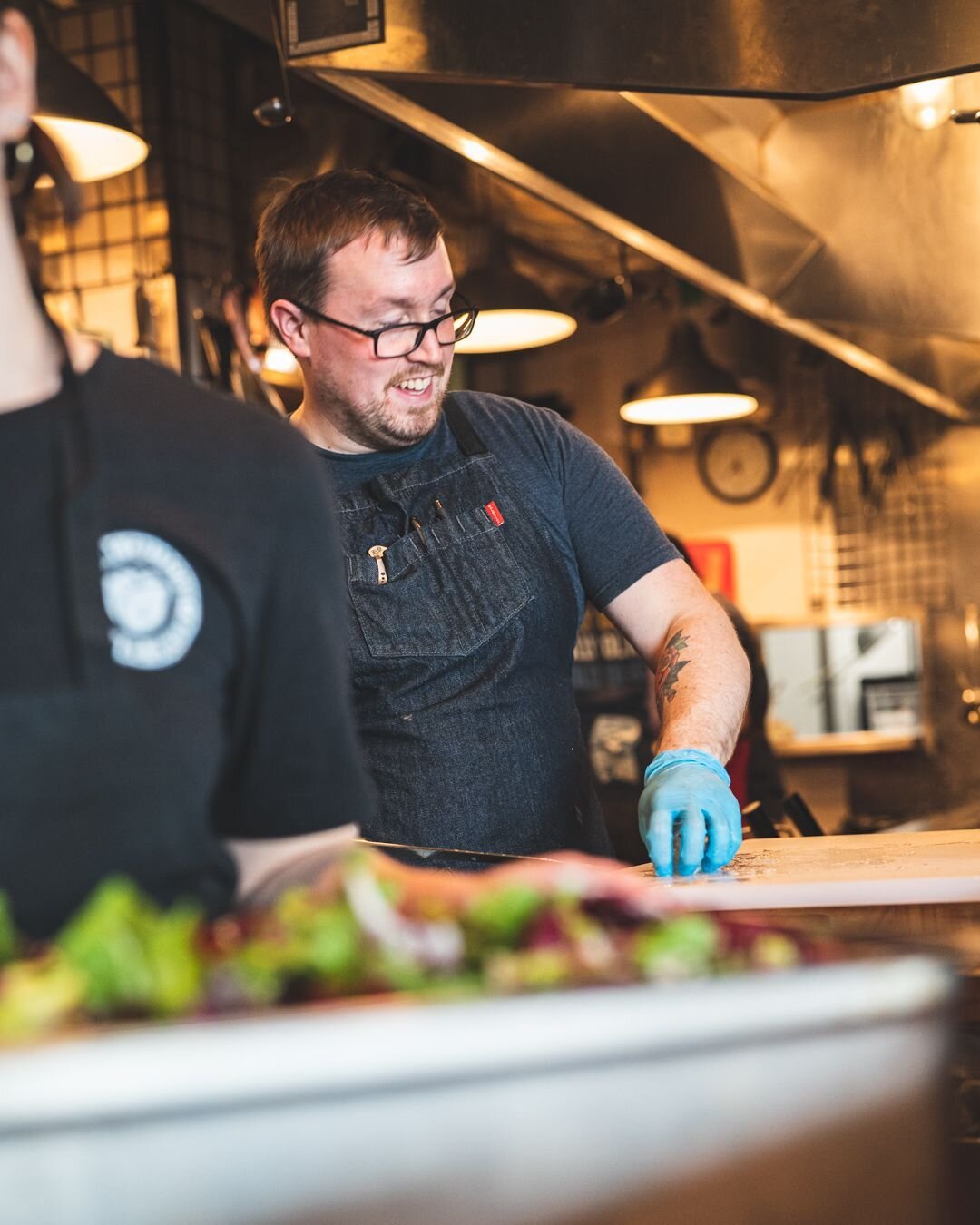 Everyone say hi to Chef Casey from @dollyolivepdx! 👋

Casey got his start in restaurants working as a dishwasher/pizza cook when he was 15. He moved to Keene, New Hampshire for college and fell in love with the fine dining industry. He moved to Port