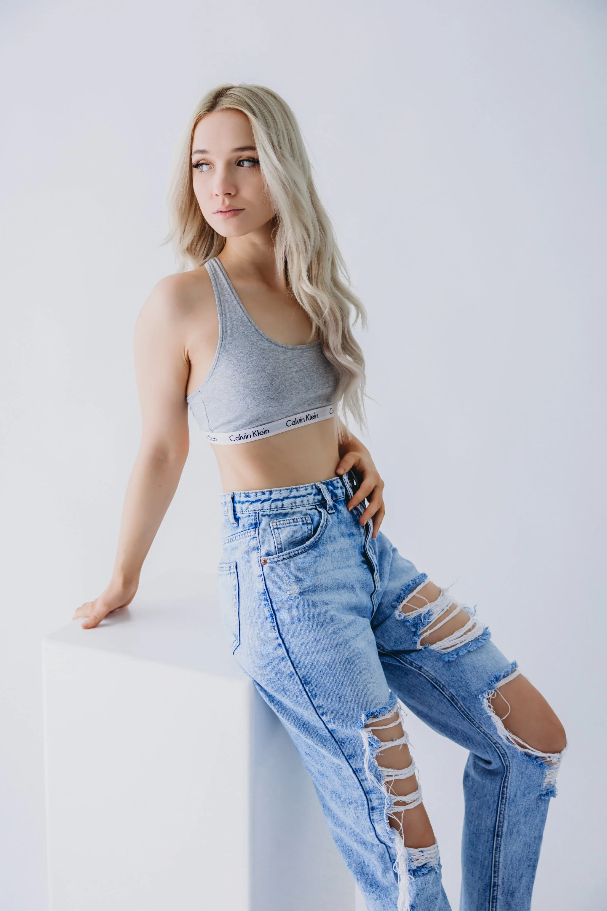 Hailey and Jacob - studio-128.jpg