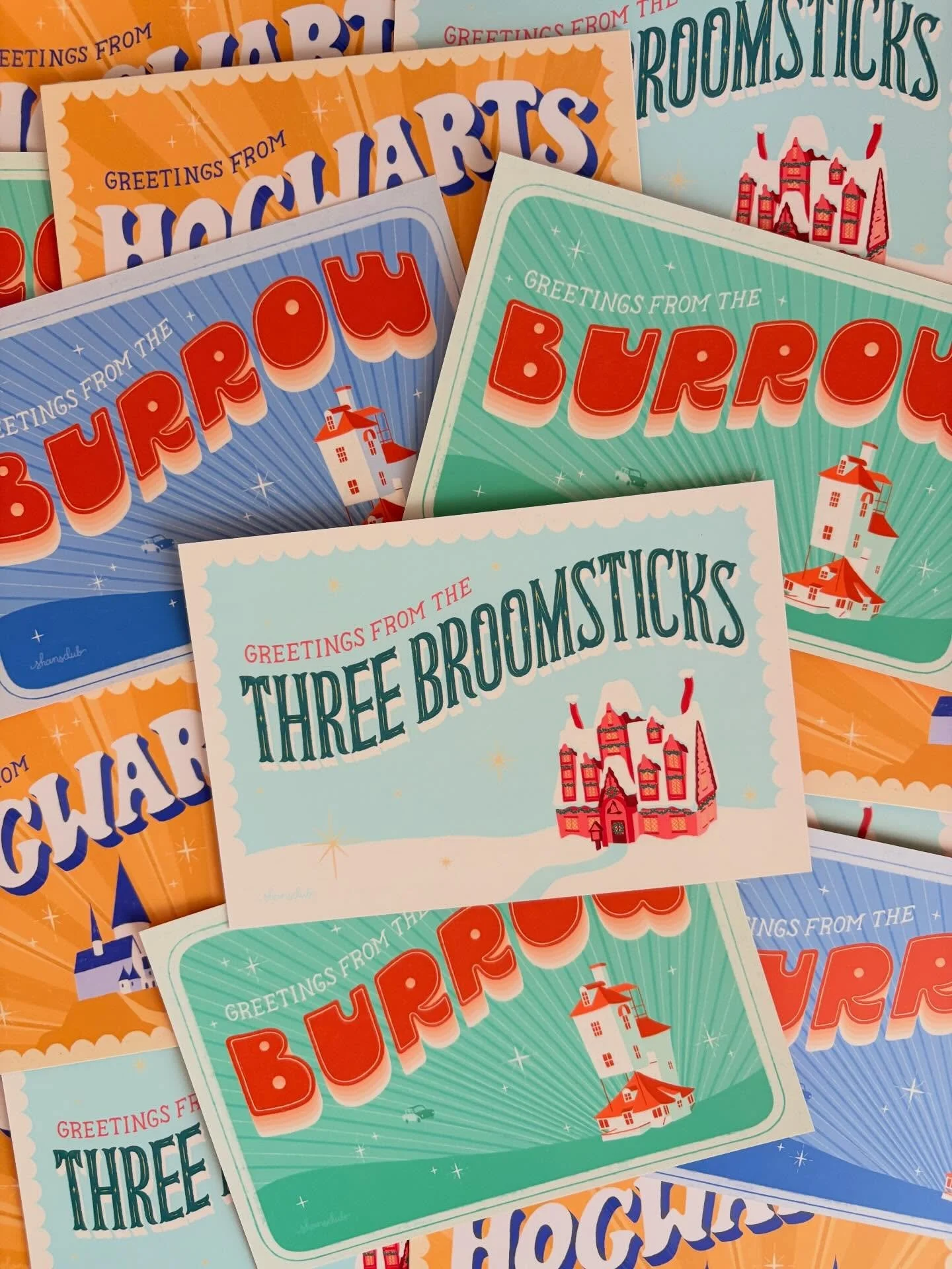 this is my postcard collection so far! 😍

#harrypotter #postcard #illustration