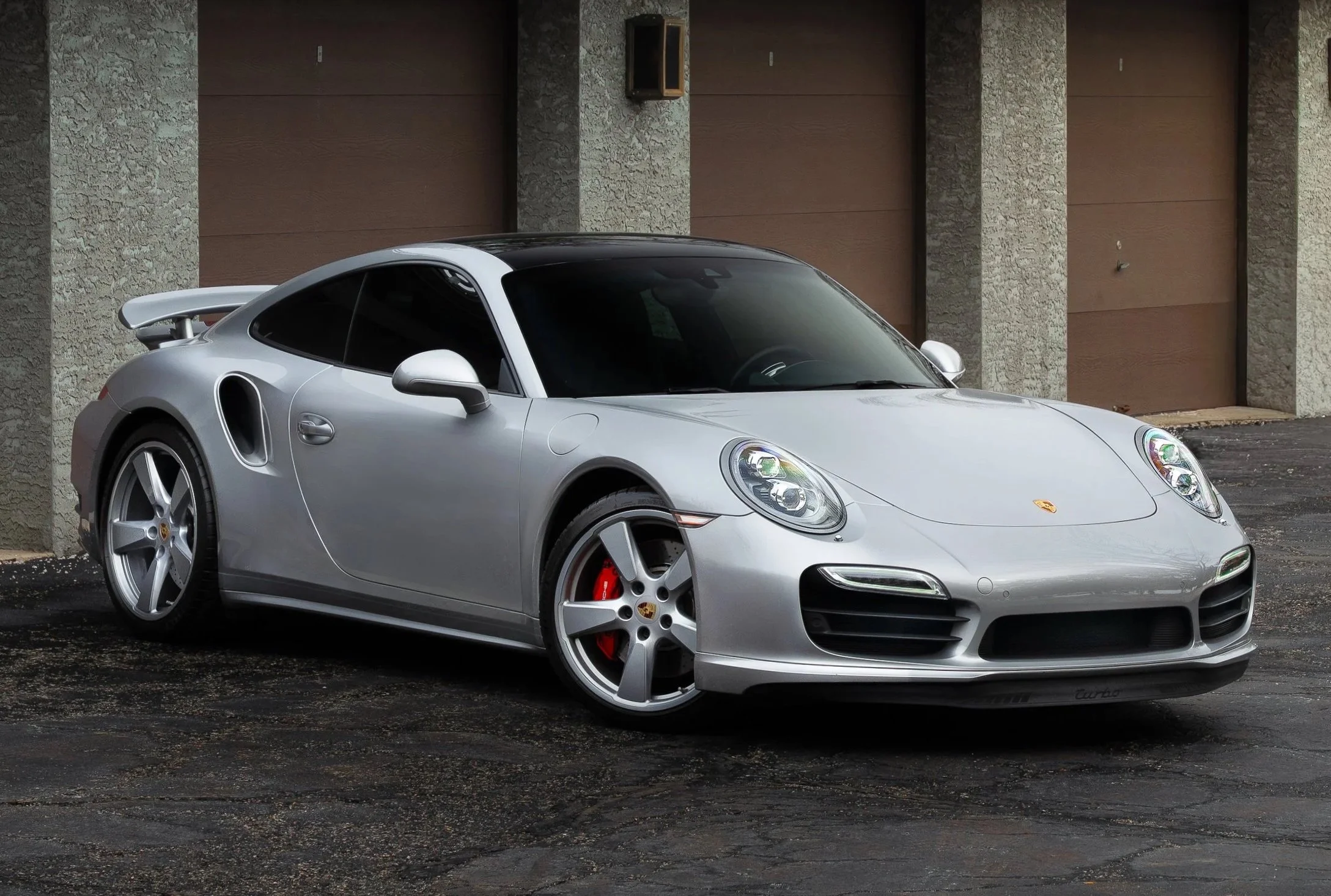 2016 - Porsche 911 Turbo (991)