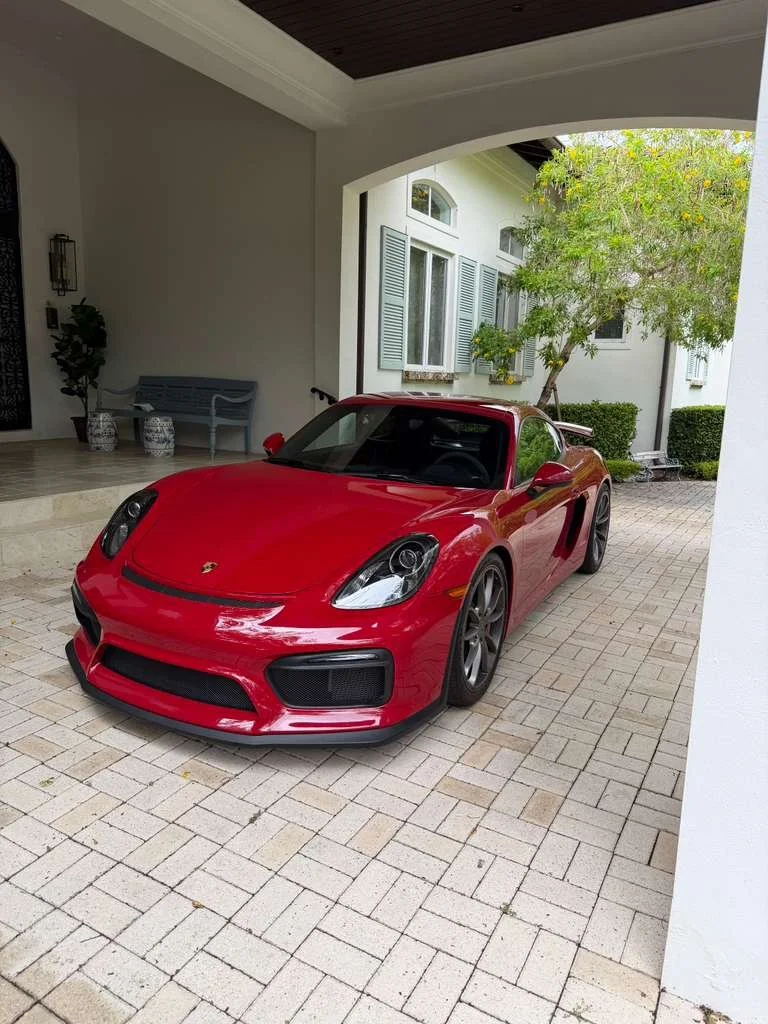 2016 Porsche Cayman GT4