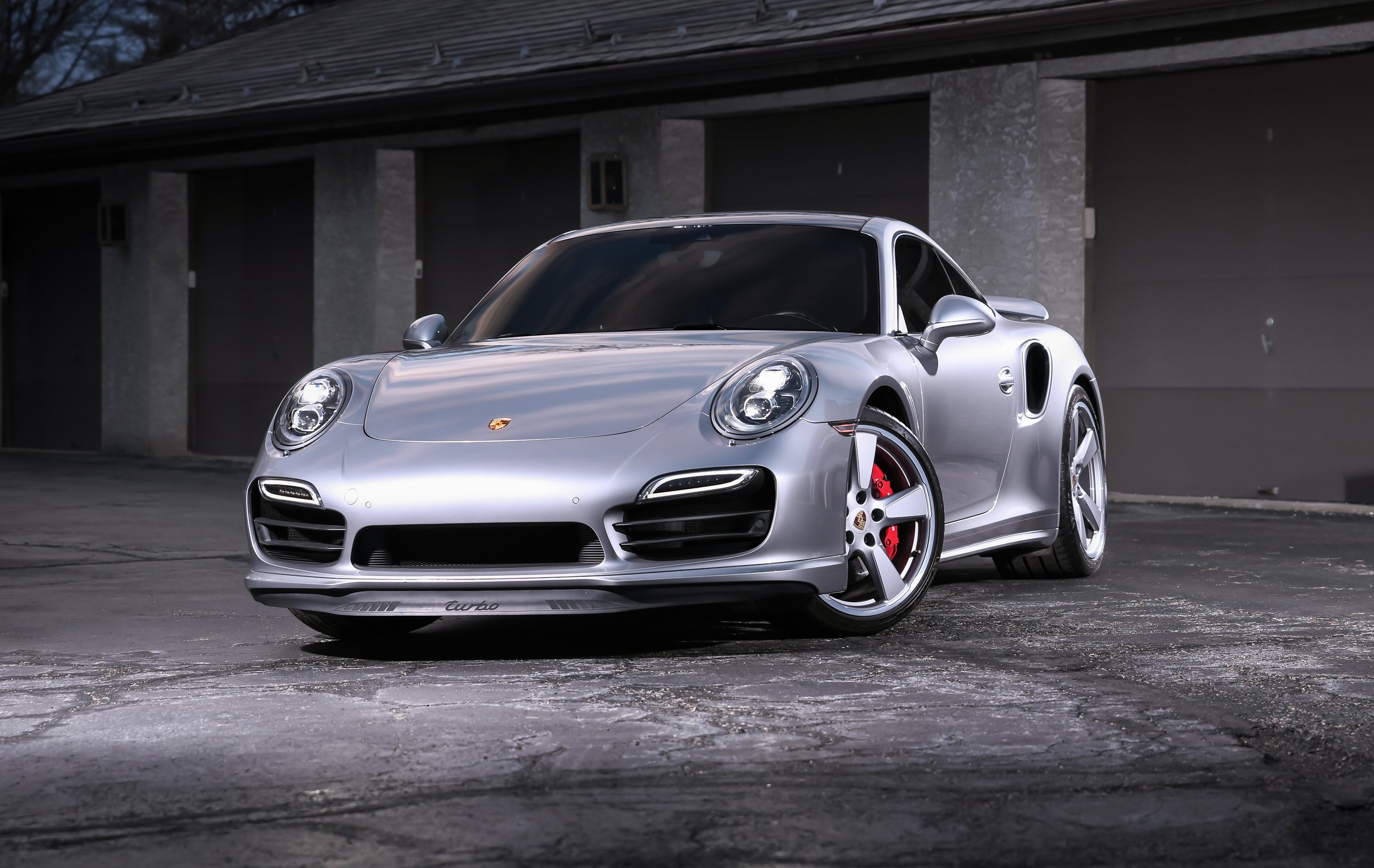 2016 - Porsche 911 Turbo (991)