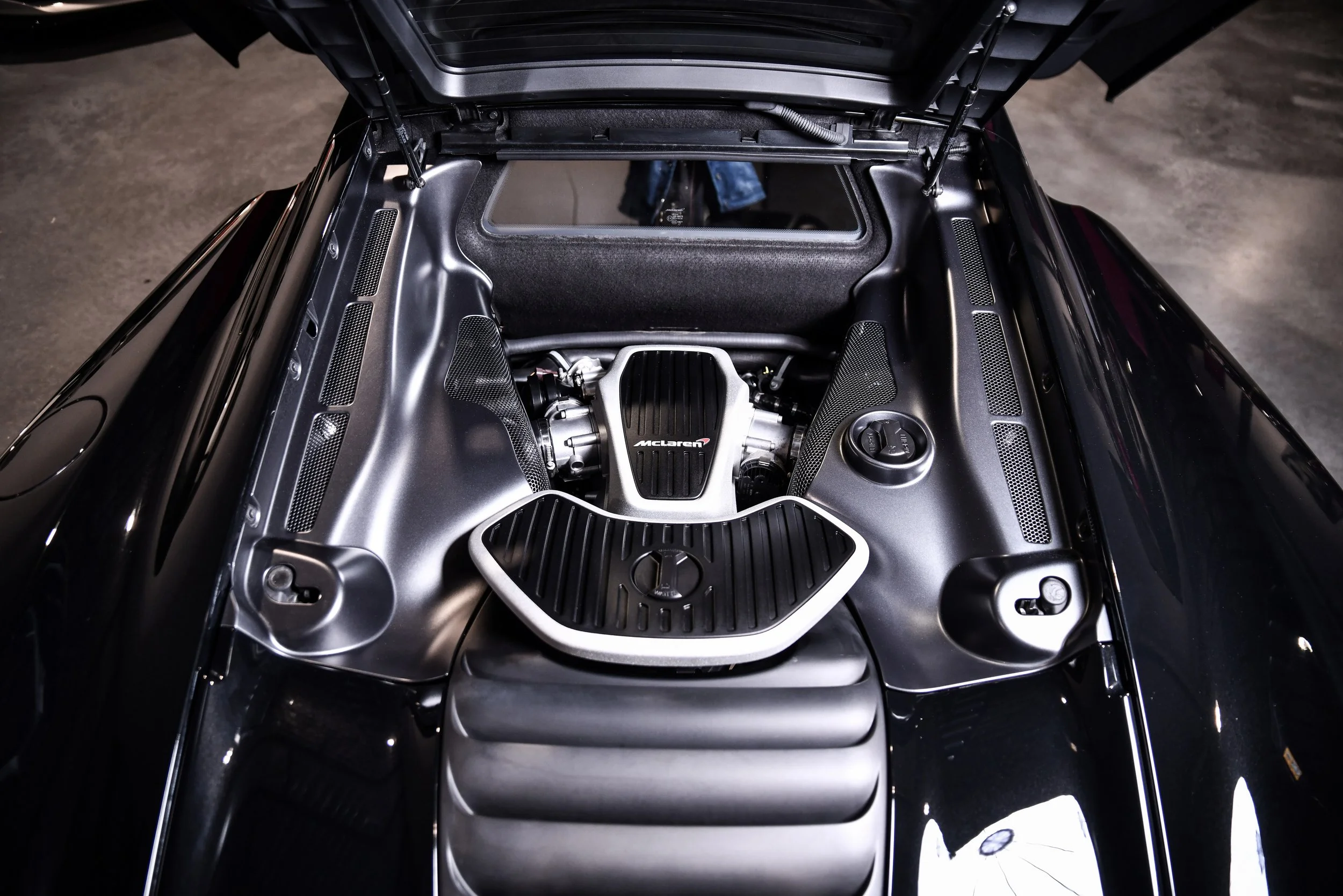 2012 McLaren 12C Base's photo