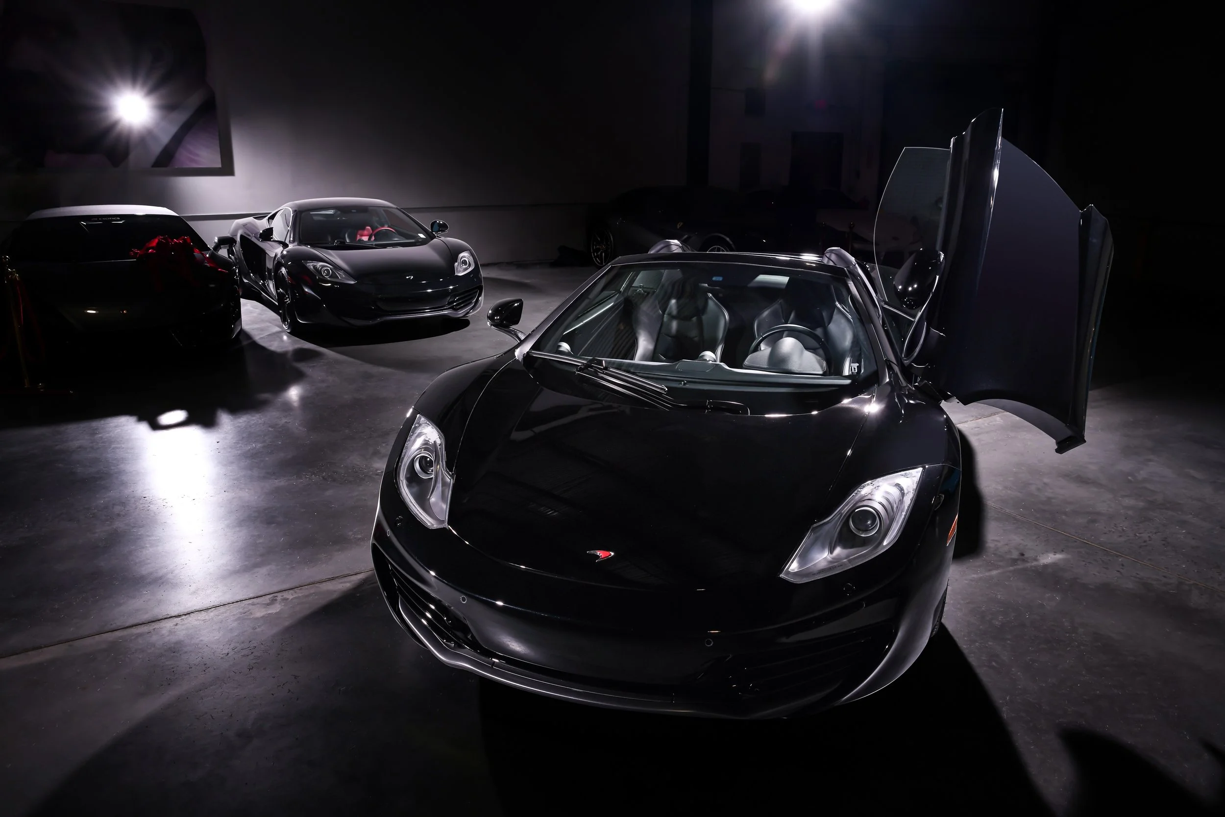 2013 McLaren 12C Base's photo