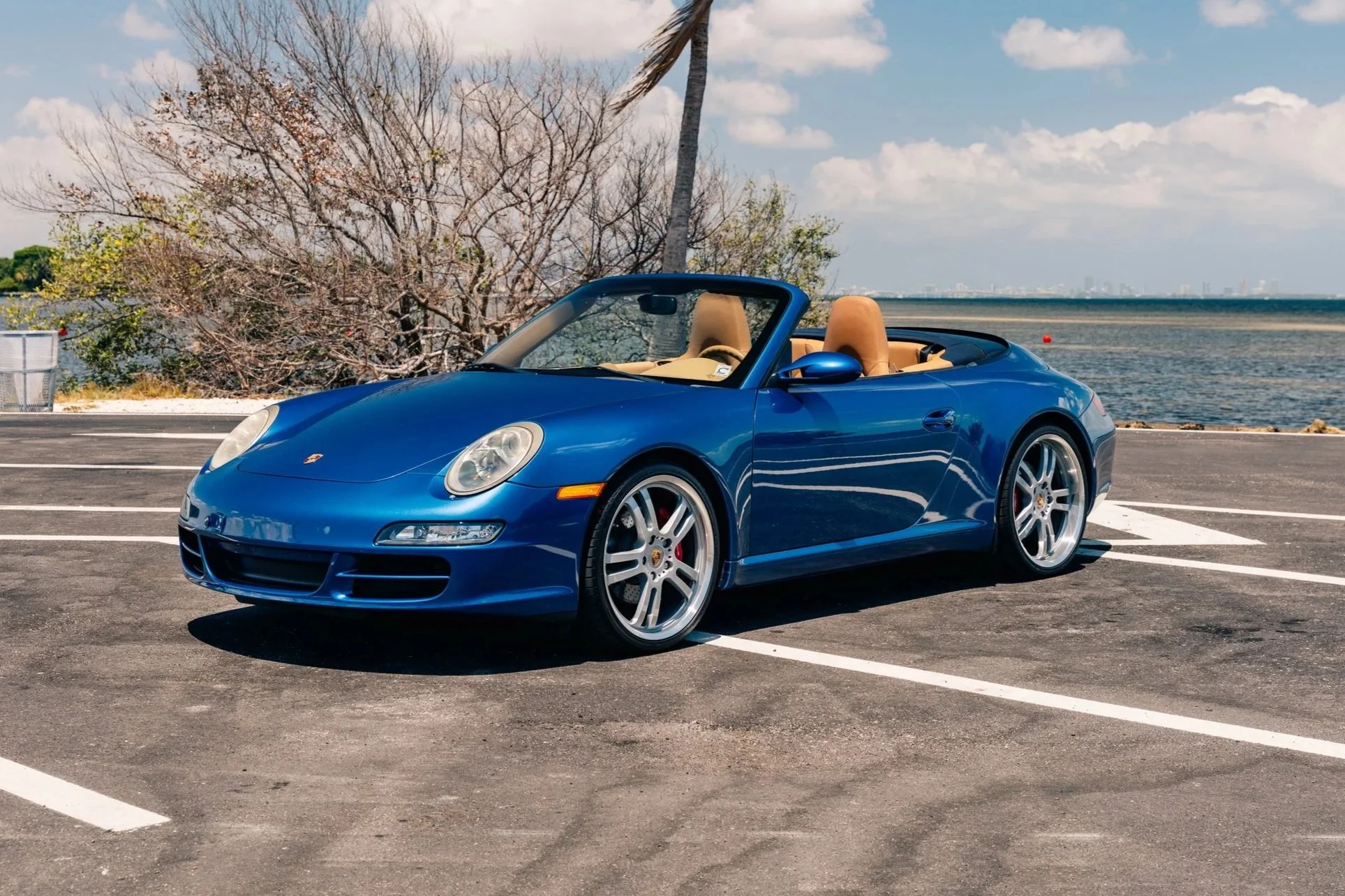 2006 Porsche 911 Carrera S Cabriolet 2D