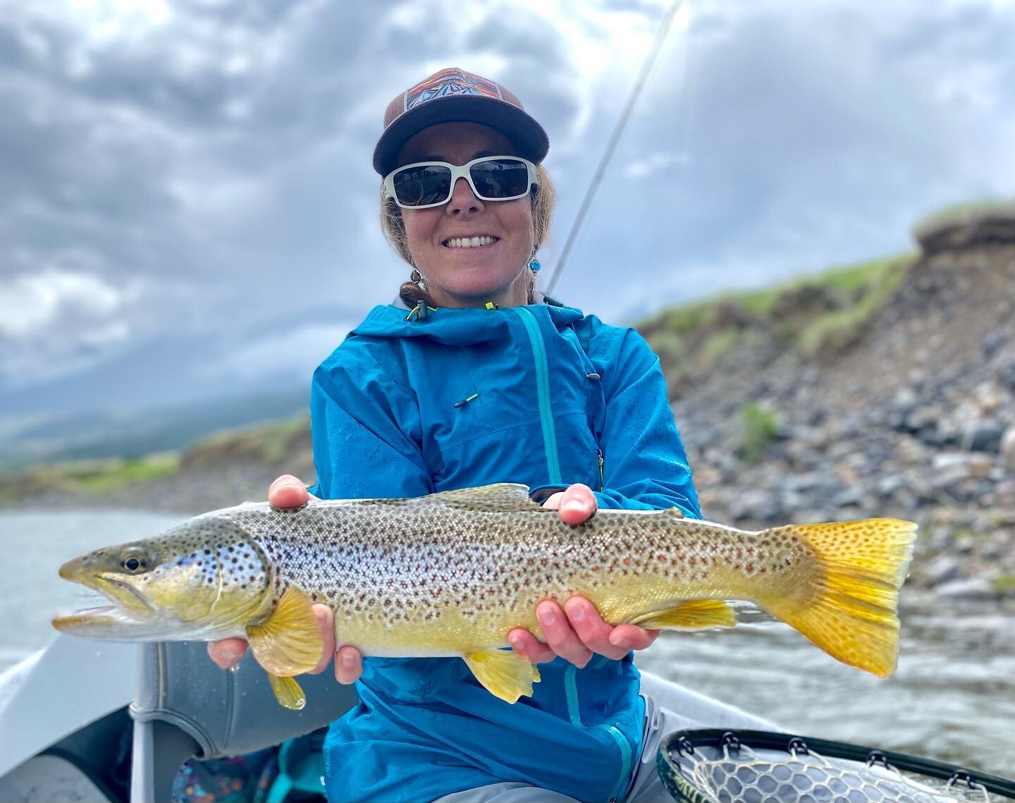 Happy Father&rsquo;s Day and first day of Summer from Fly Fish Montana. It&rsquo;s always a treat when I can spend the day with my two favorites😊. 
#happyfathersday #summersolstice #flyfishing #montana #rivers #happieness #yellowstoneriver #brownteo