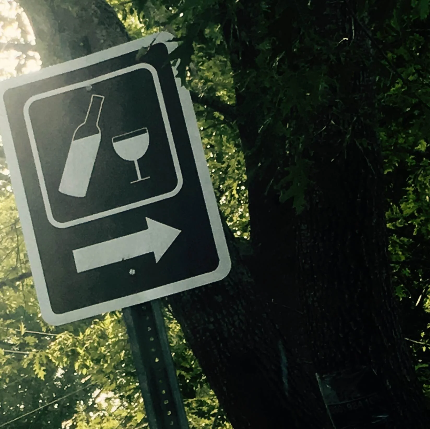JE Winery Sign.JPG