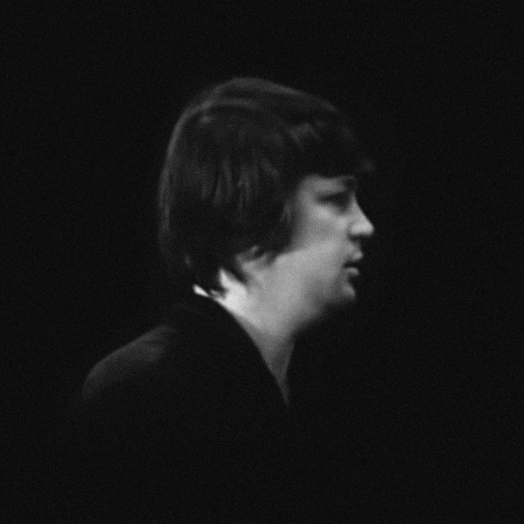 BW 01.jpg