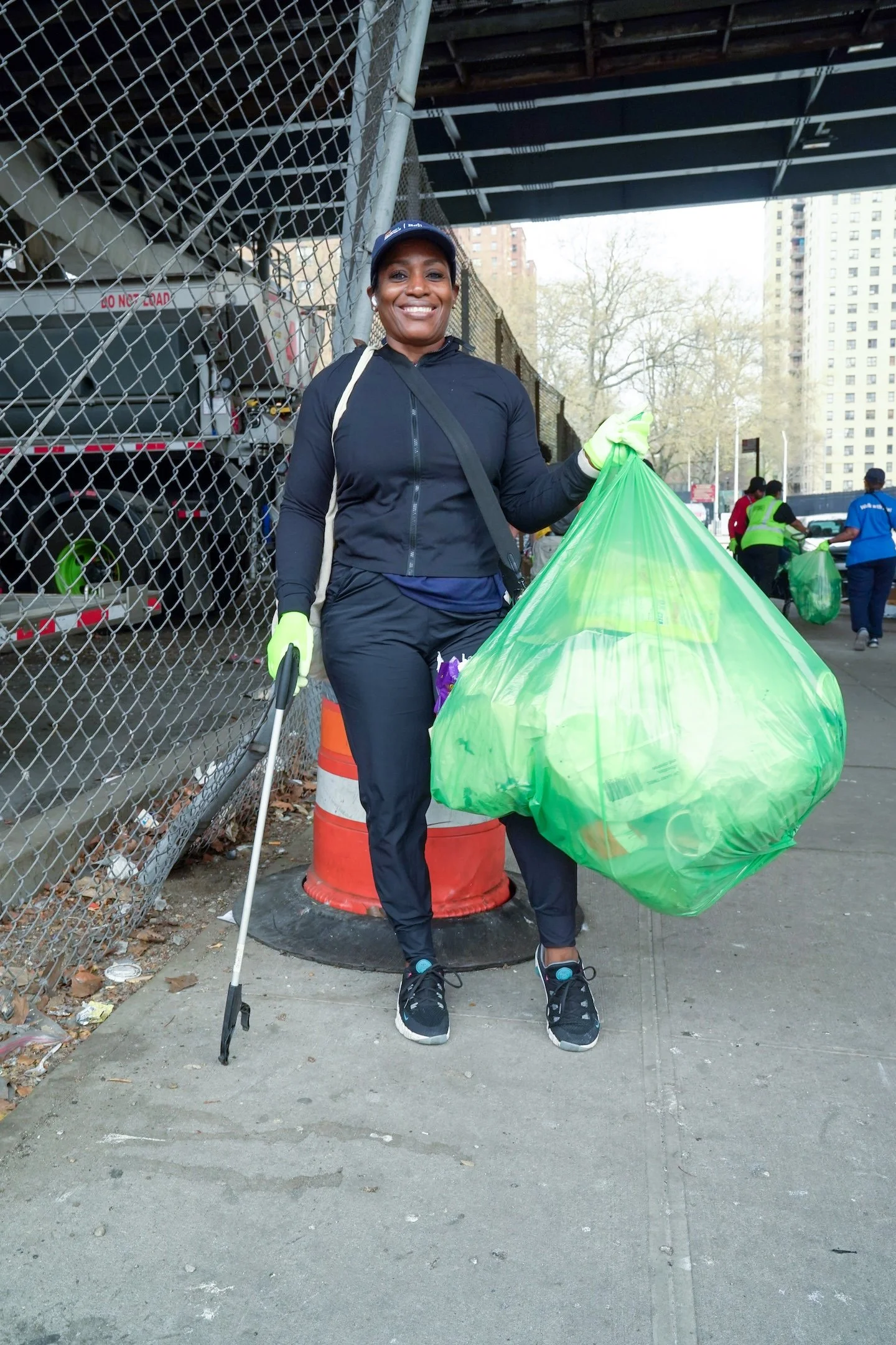 NYC’s 2025 Big Spring Clean: 3,500 Volunteers, 12,000 Pounds of Trash ...