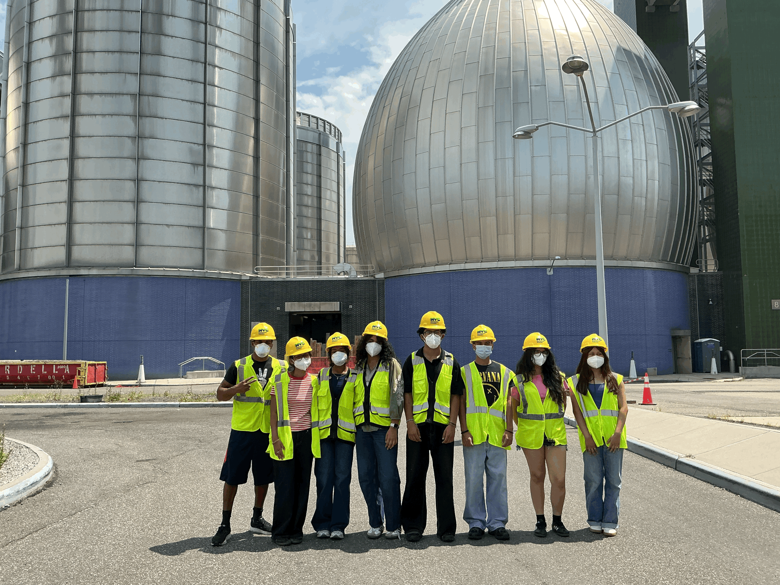 Closing the Loop: Six Students Explore the Circular Economy 