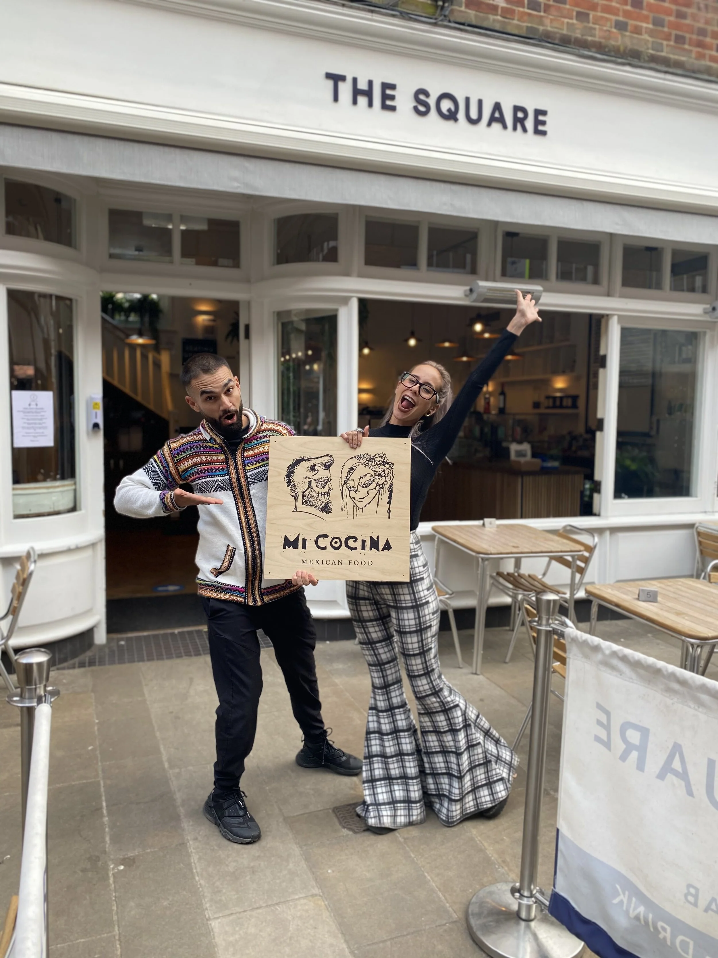 The Square, New Casa