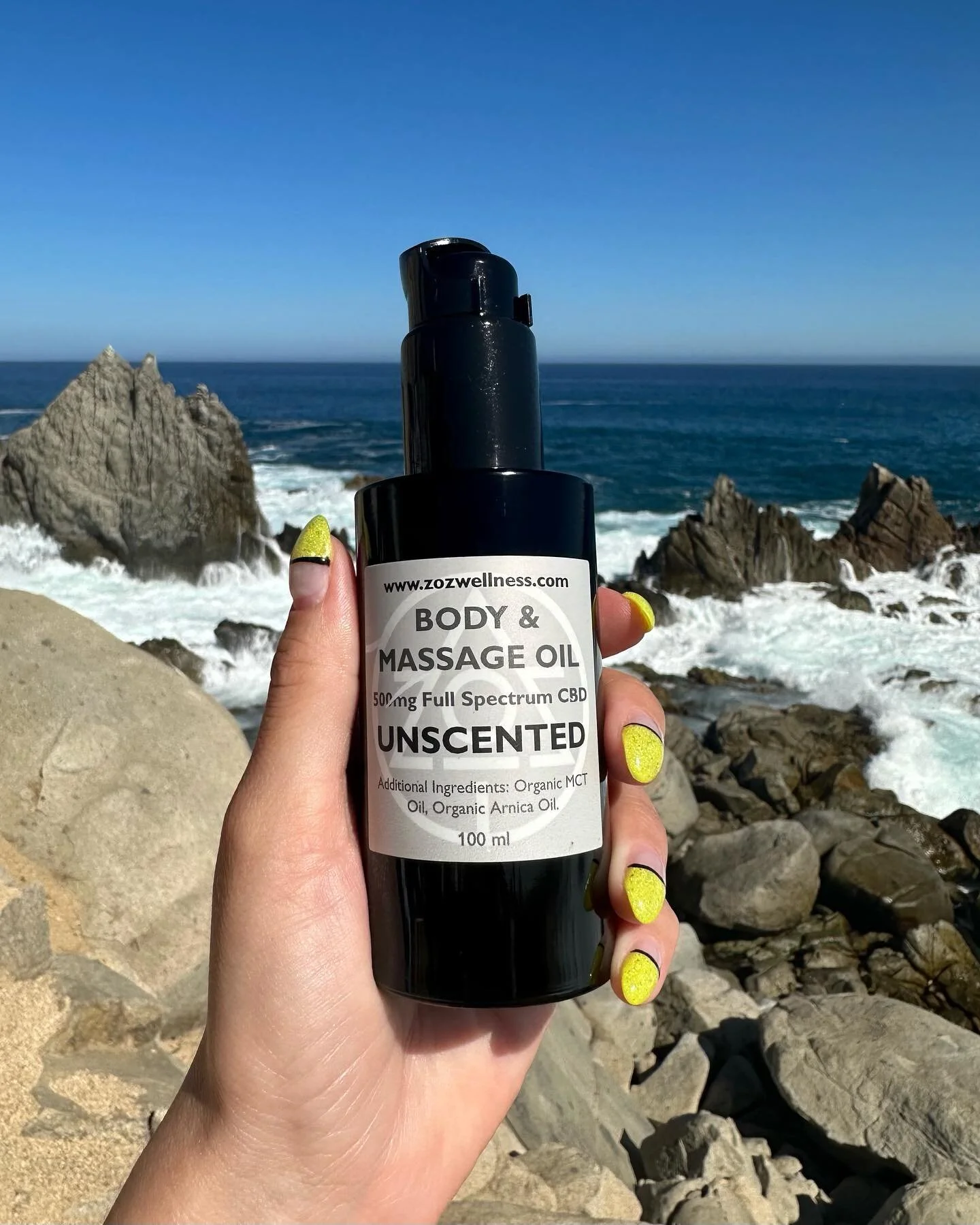 Indulge in the ultimate aftercare luxury for your sun-kissed skin with CBD oil, the natural elixir that nourishes, soothes, and rejuvenates, ensuring your tan lasts and your skin glows with radiance. ☀️ 🌊

📸: @imcannabess 

#perfectsuntan #suntan #