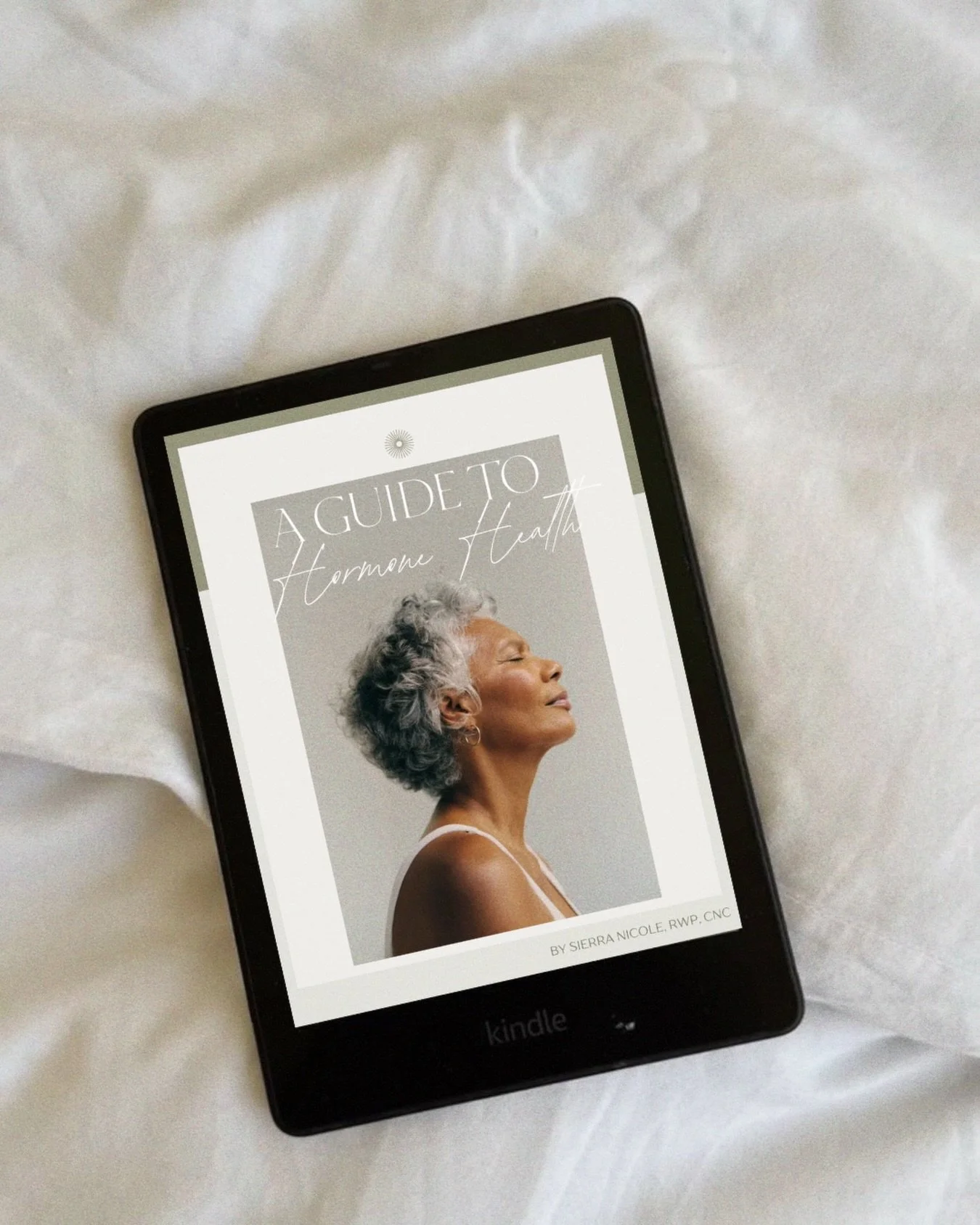 Wrote a lil something&hellip; 🤍💻 A Guide to Hormone Health ebook link in my bio or comment &ldquo;Guide&rdquo; and I&rsquo;ll send you the link ⋆˙⟡

.
.
.

#ebook #womenshealth #hormonebalancing #circadianrhythm #holisticpractitioner