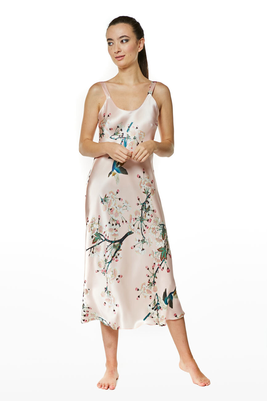SILK-GOWN-VIB7001-PRI.jpg