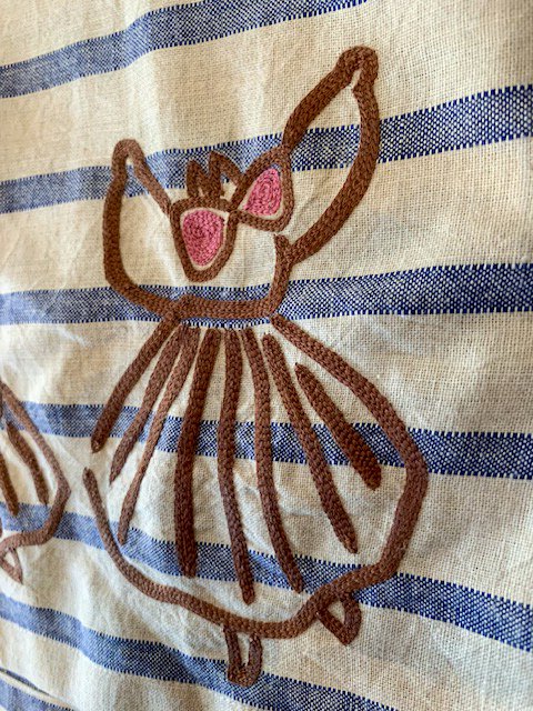 Bunon DollEmbrdry.jpg