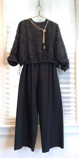 Bunon BlkFluffTop-crop.jpg