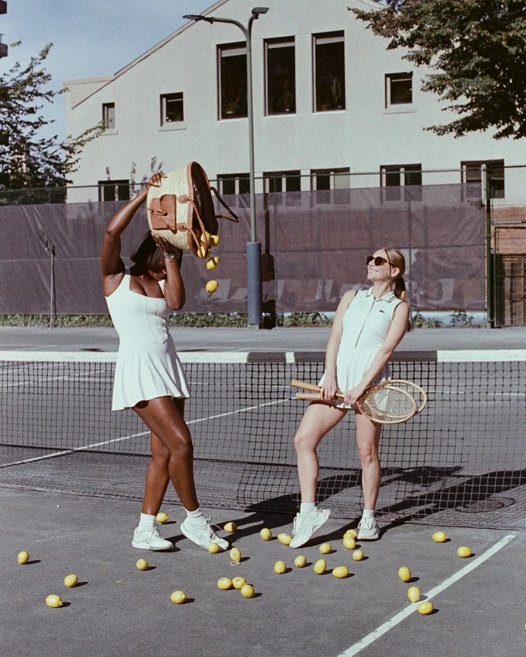 Need to brush up on my tennis skills, so I can justify buying one of these adorable bags from @insolette.sport. Had a blast on this one and only one mini heart attack from shooting entirely on film😂