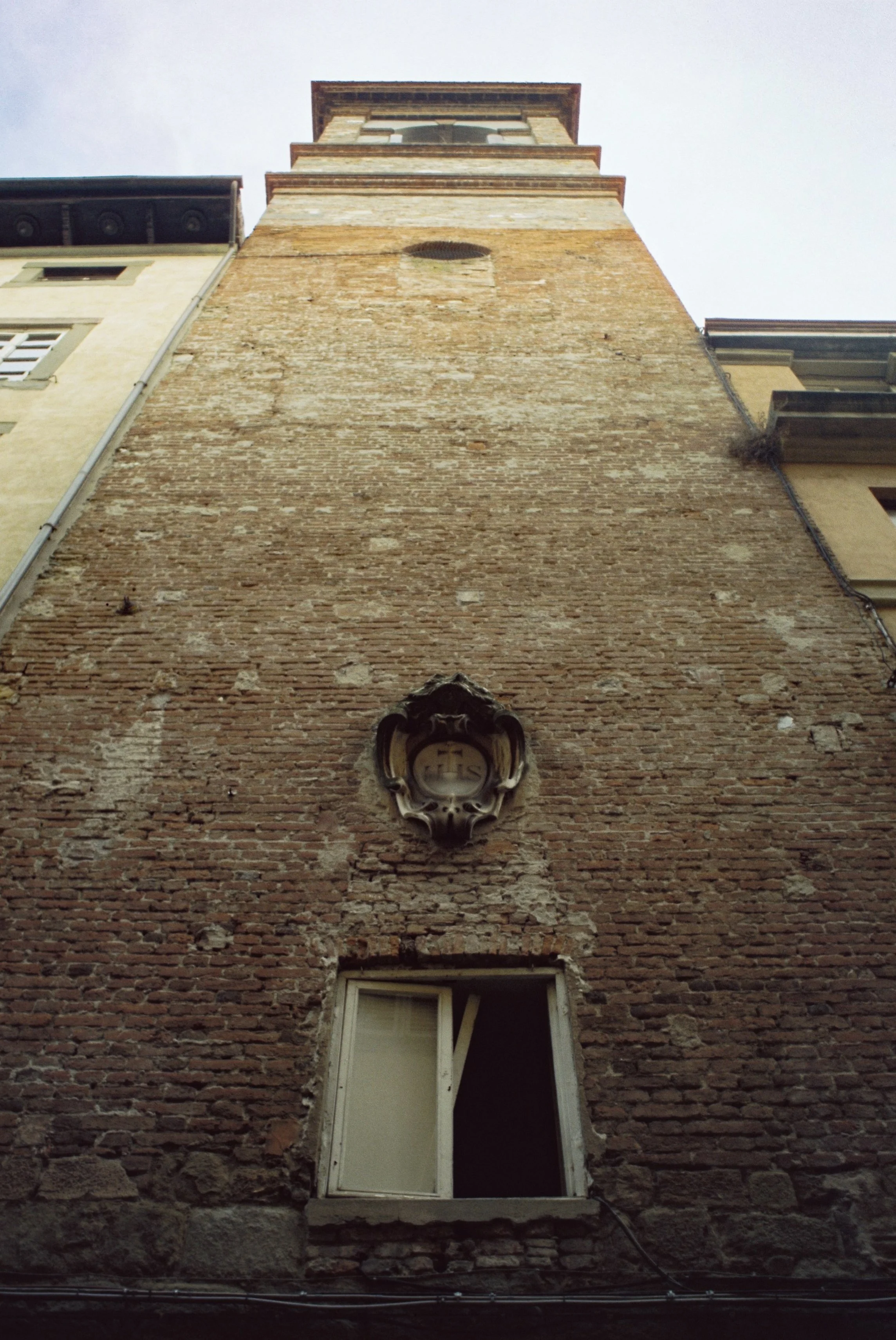 a84842-000024.jpg