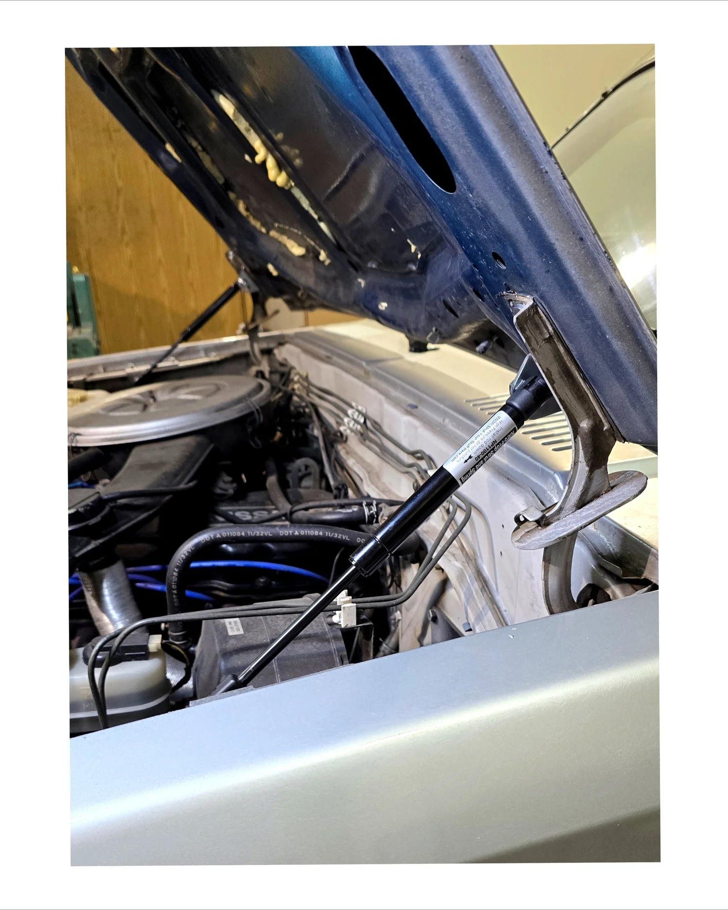 TTマウンテンコース 80周年 切手ファーストデイカバー Nissan/Datsun 720 Hood Strut Kit ( 80-86 ) — Rohde Fab