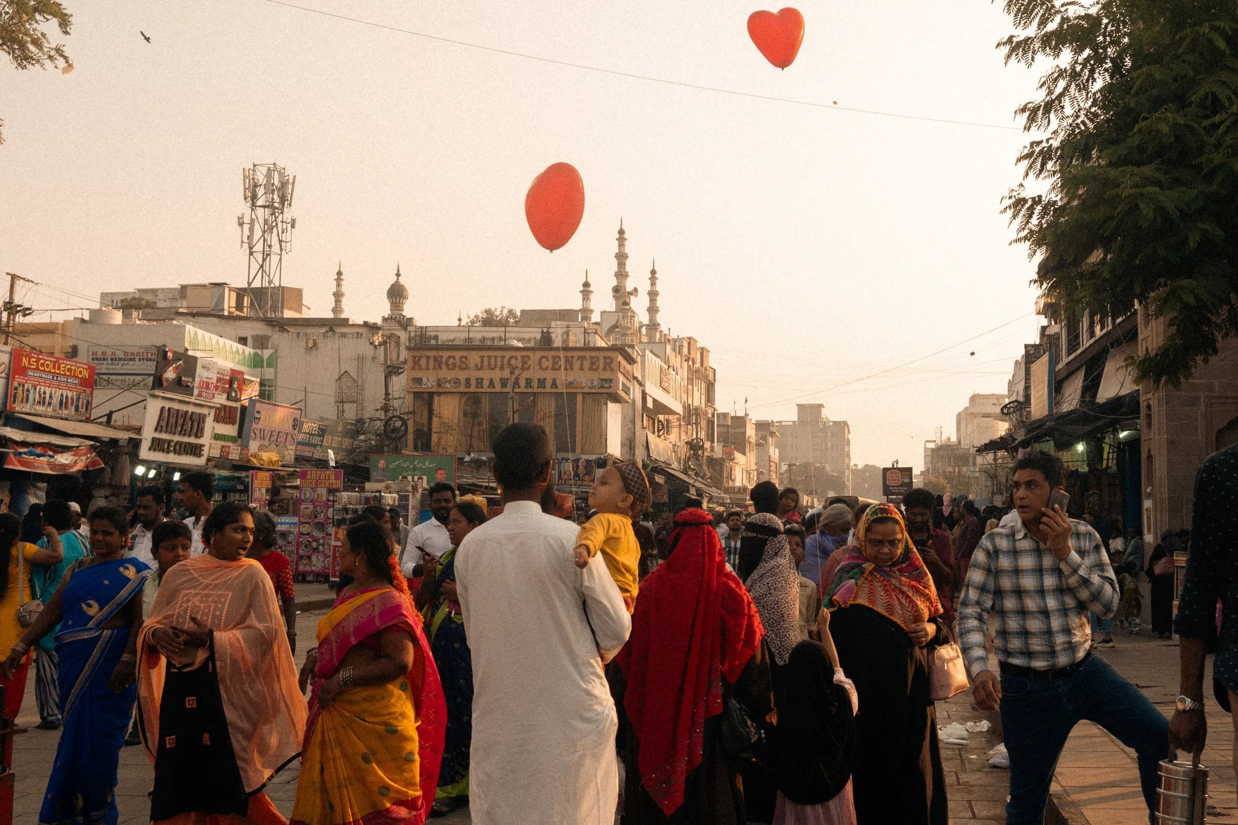       
  
     ASHRAY KUMAR  ”BEING, DOING”   LANEWAY CAFE, WENTWORTH BUILDING (2024)  


  
 #block-1bcc9b07d6a6775cc504 {
    
    --tweak-text-block-radius: 0px 0px 0px 0px;
  
    --tweak-text-block-radius: unset;
    --stroke-style: none;--strok
