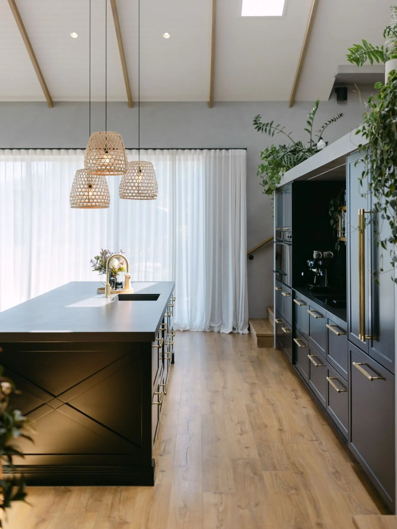 Doing a little happy dance after receiving the most incredible photos of Kula from the talented @aimeeprestonimages. 

Welcome to the Homestead Kitchen! A place where making soul food feels so easy. 💗