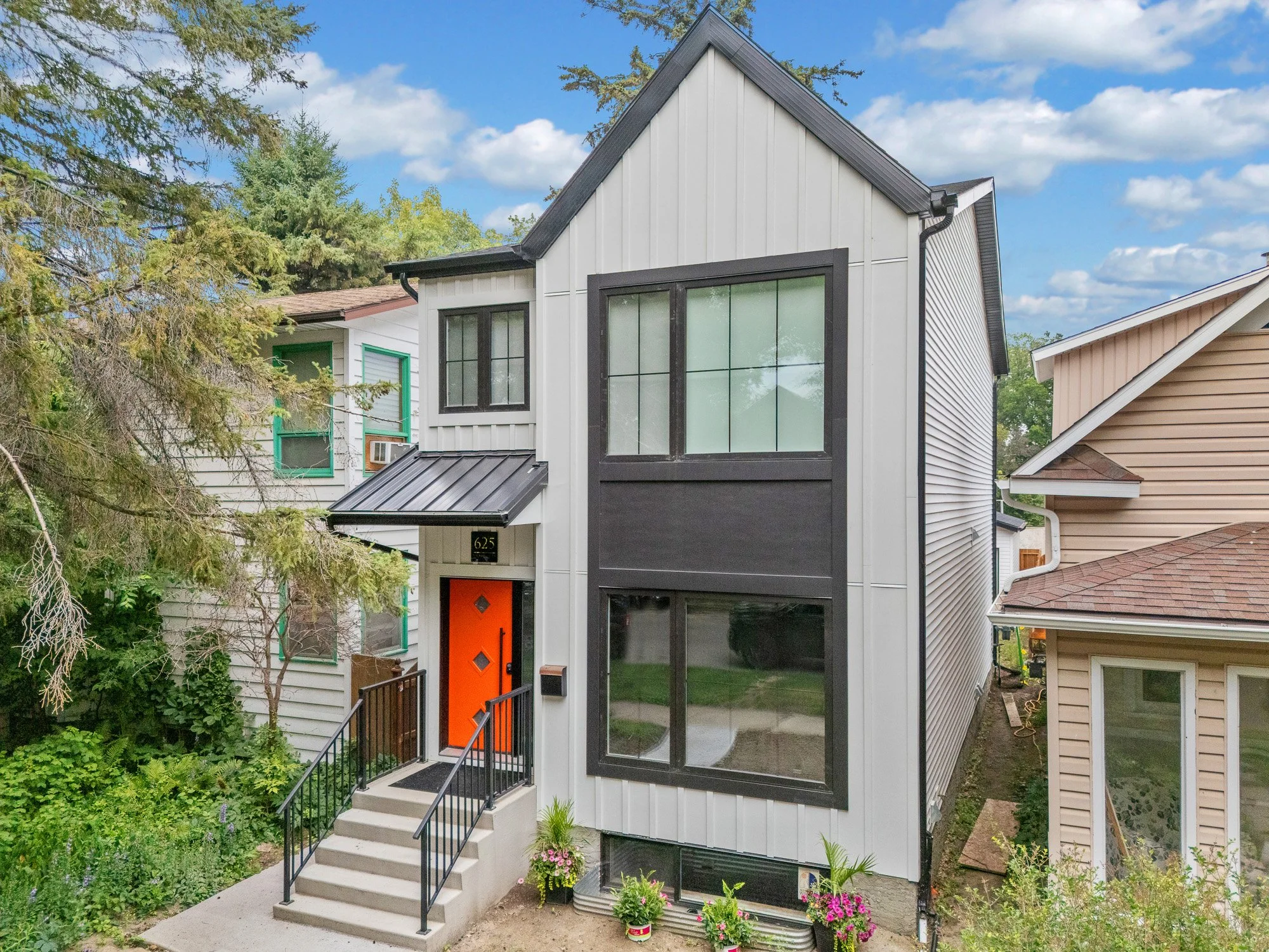 625 6th Street East - Karen Clouthier-100.jpg