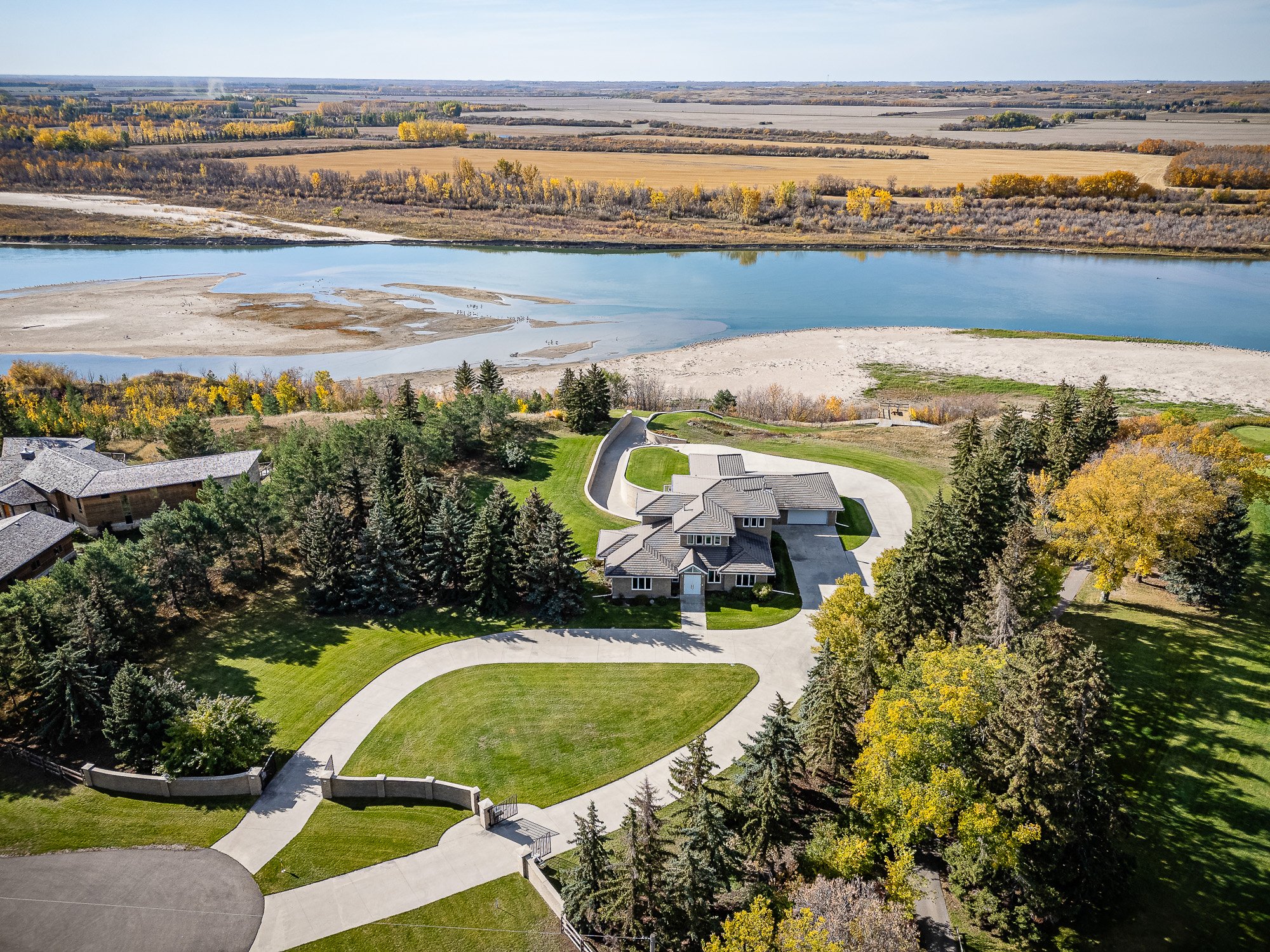 How Aerial Drone Photography Helps Realtors Sell Homes Faster