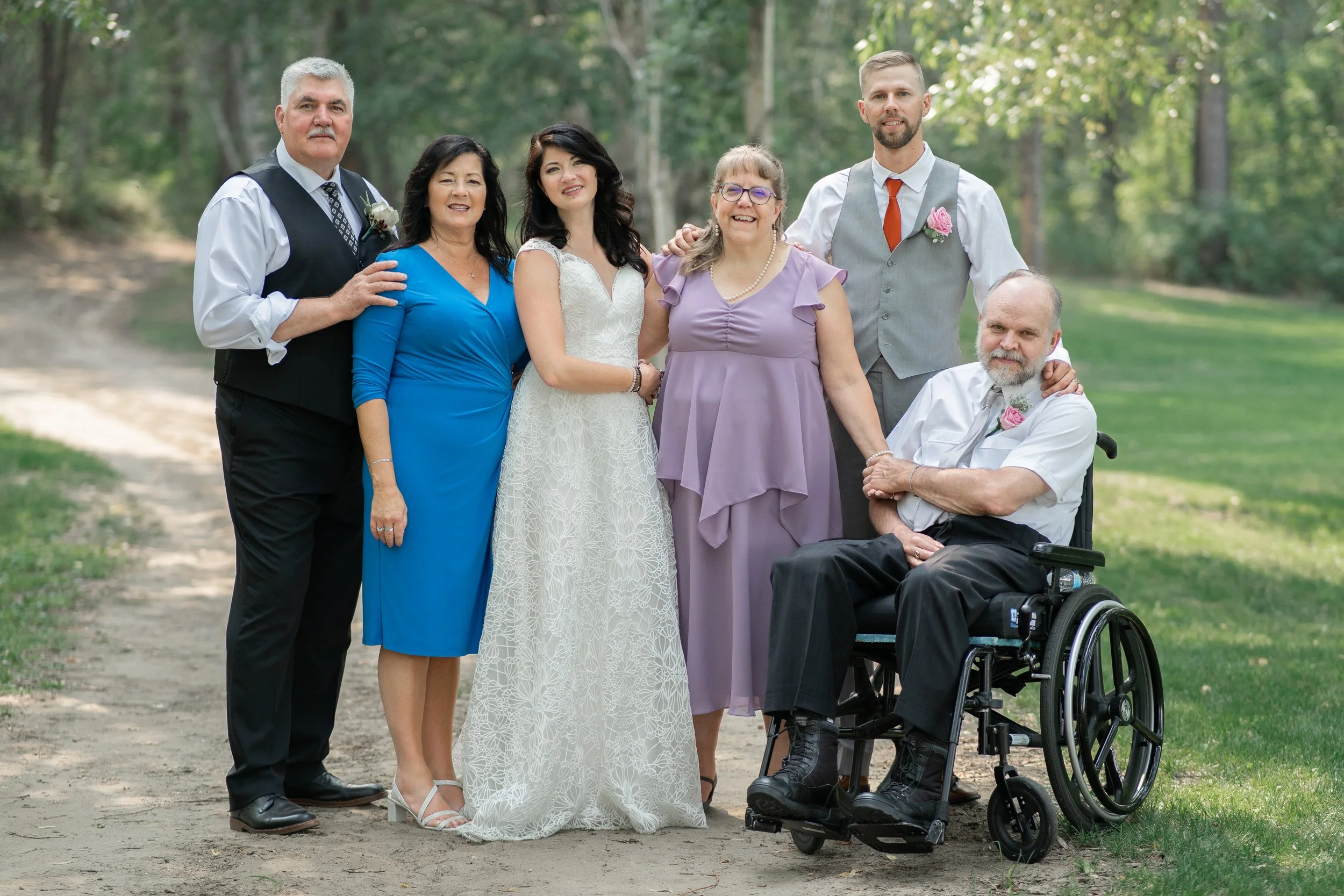 Edmonton Wedding Photographer (The Red Tin Barn, Alberta) — Kalla