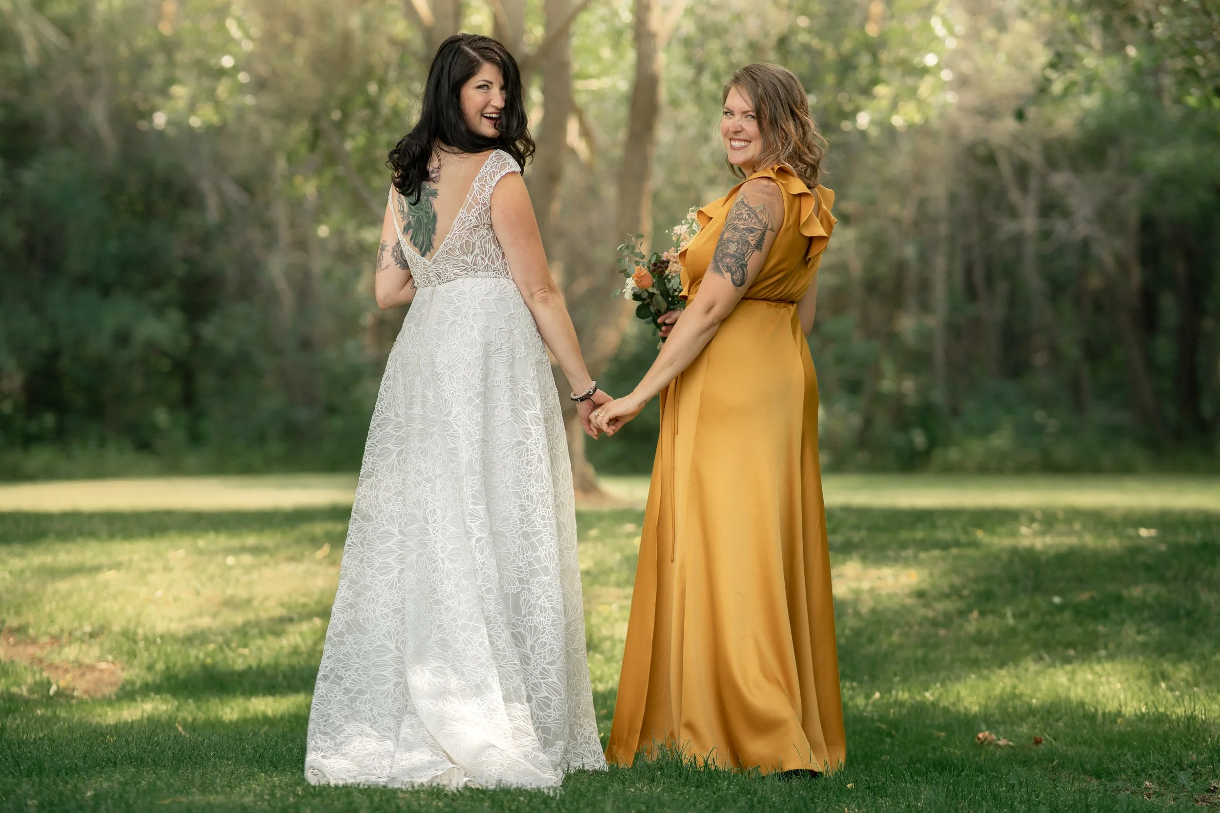 Edmonton Wedding Photographer (The Red Tin Barn, Alberta) — Kalla