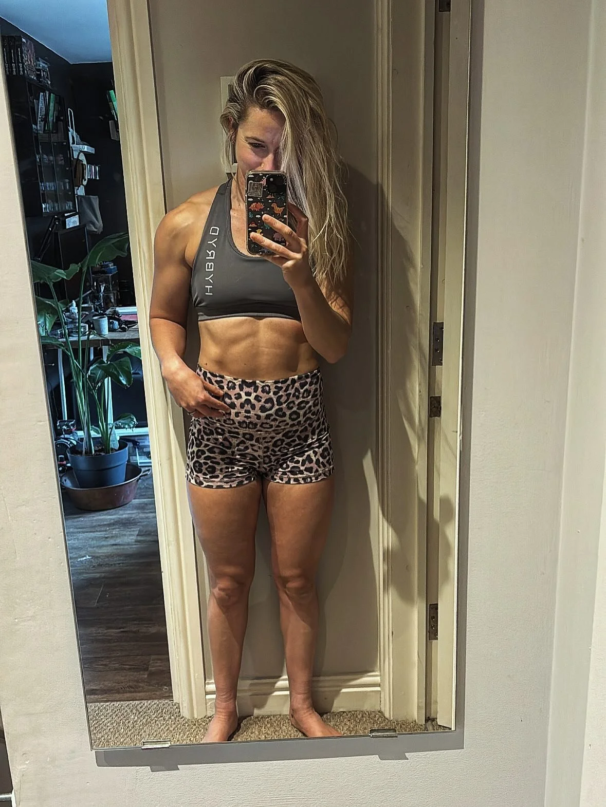 CHECK IN @ 59KG ⚖️ NEARLY 4 YEARS AFTER HAVING MY DAUGHTER 🤰🏼NO TRICKS 🪄 OR SILVER BULLETS 🩶 JUST OLD FASHIONED HARD WORK 💫 WITH HEALTH & LONGEVITY AT THE HEART ❤️ 
www.daisymay.fitness 
#bodycomposition #weightlosstransformation #hardwork