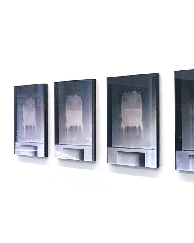 Reviewing older works: ⁠
⁠
This work &lsquo;Memory 1-5' (2019) symbolizes the passing of time, transience, and how memories can fade or change over time, and are being remembered differently by different people. ⁠
⁠
Five individual photographs of the