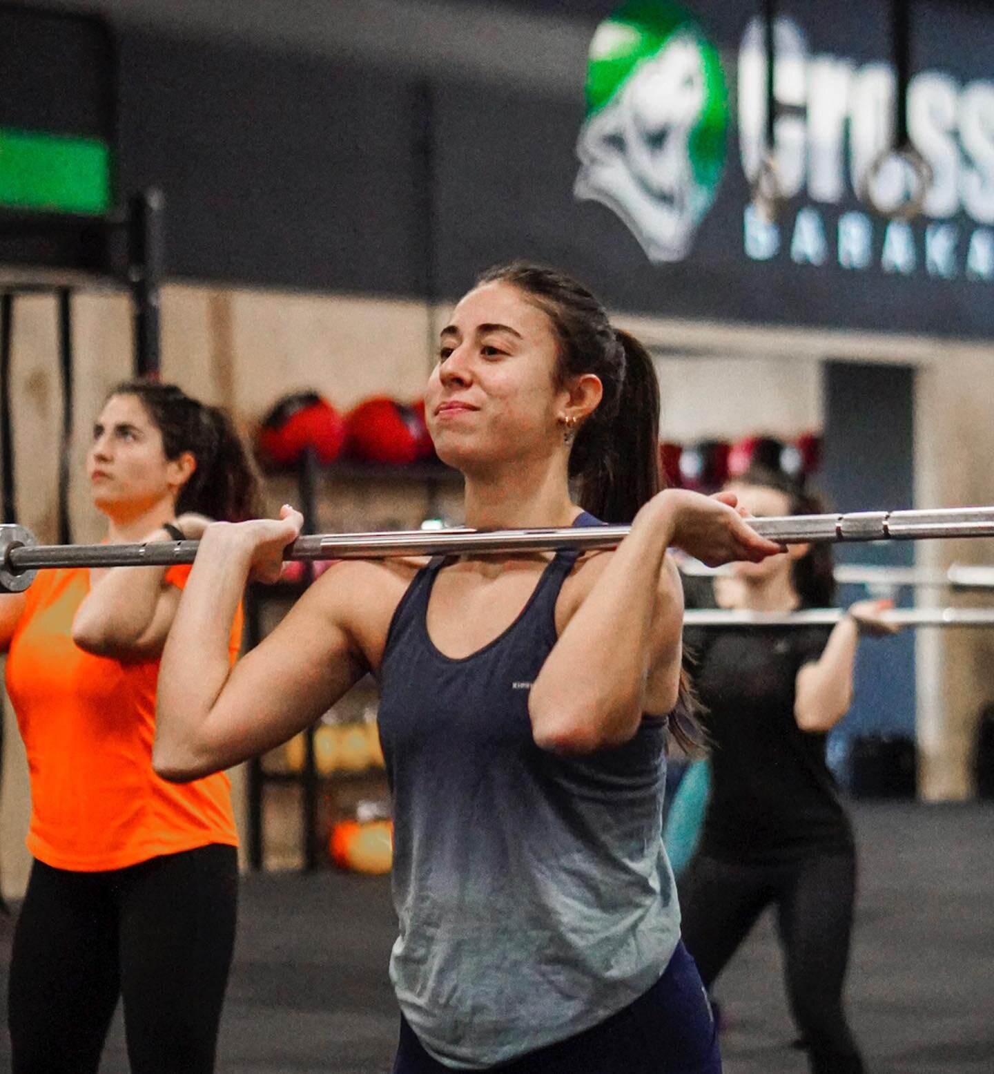 La importancia de una buena base para poder desarrollar nuestra t&eacute;cnica y evolucionar en el entrenamiento. 💪🏻🐺💚

📷: @thefittestcameramen