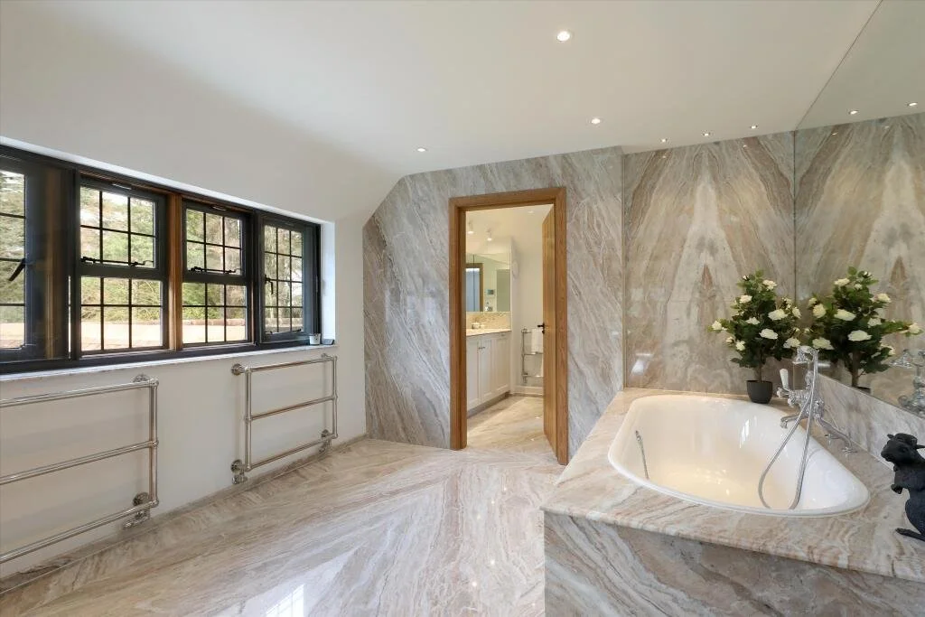 28674_BCN012429779_IMG_13_0010 (002).jpeg