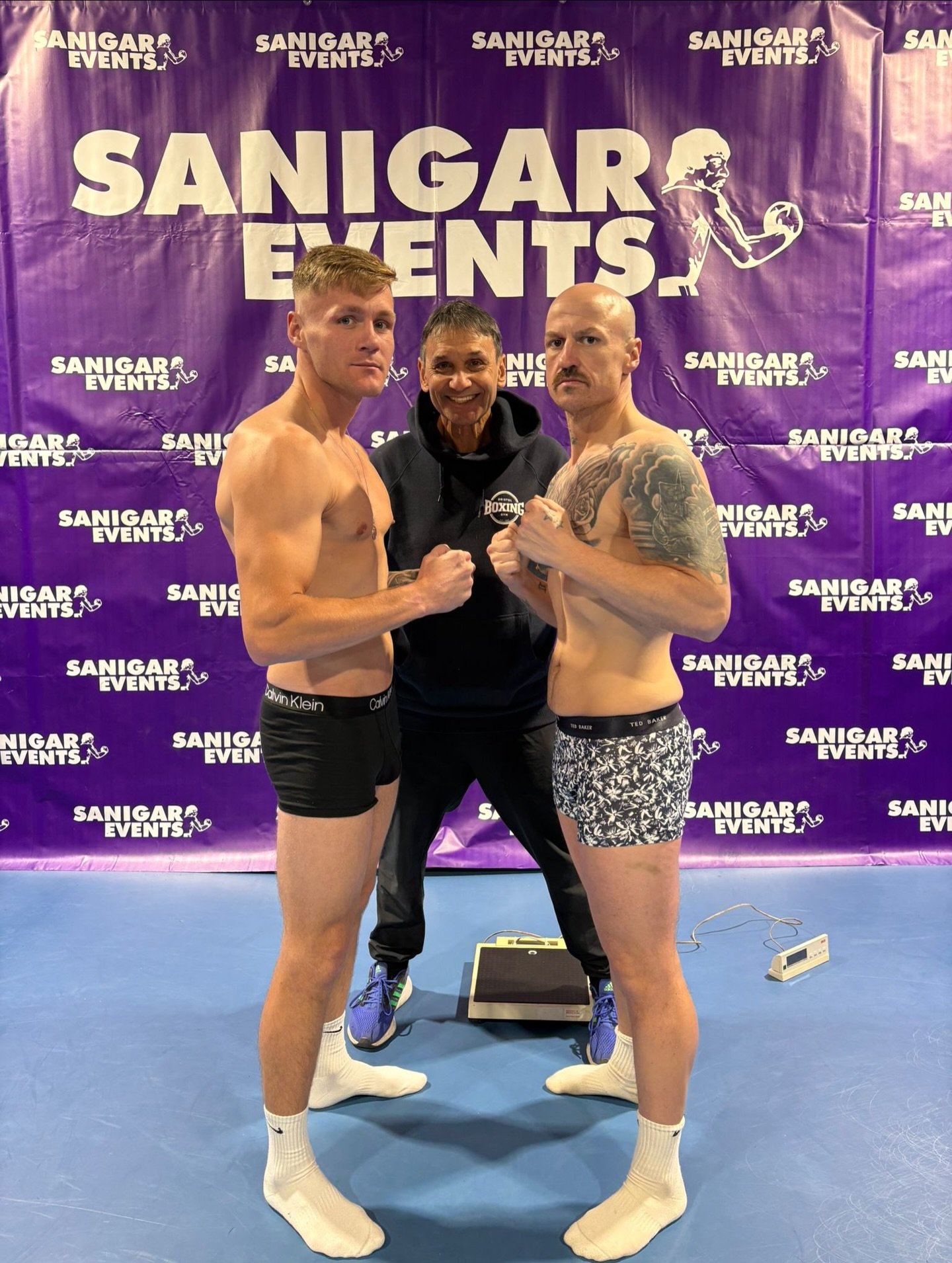 @brad_axe_ and @stevedavies1992 weigh in ahead of their big fight tomorrow night on our show in Bristol‼️🔥