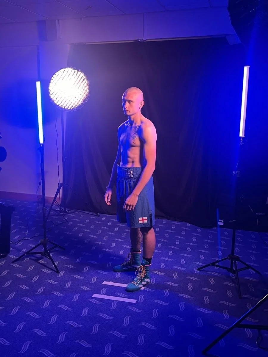 Media day for @aaronsutton122 for his big fight on @zuffaboxing this weekend🔥🥊

#boxing #fightnight #mediaday