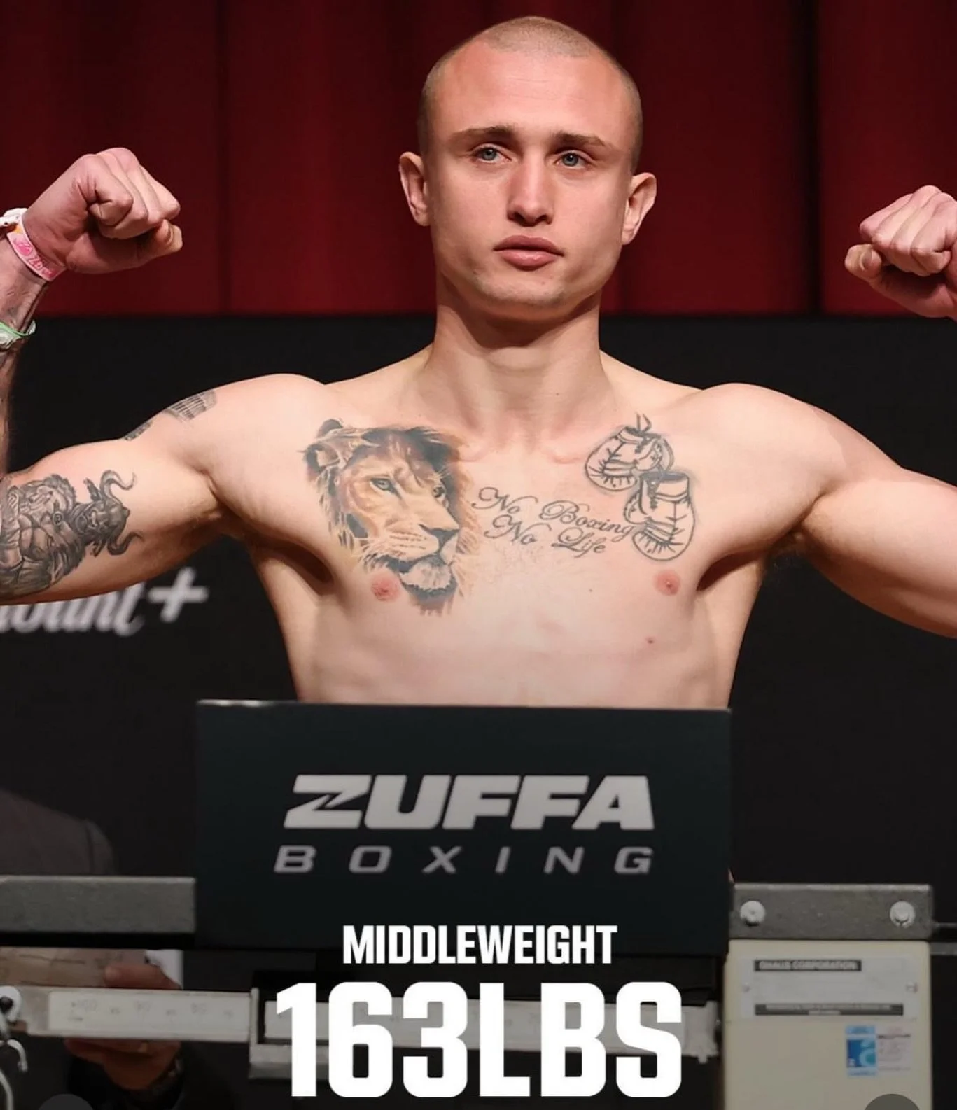 @aaronsutton122 weighs in ahead of his MASSIVE fight on @zuffaboxing against Lee Cutler🥊🔥