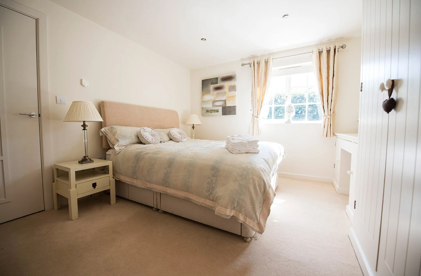lowerbedroom.jpg