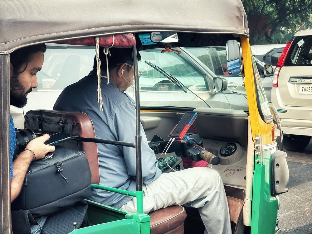 tuktuk india dehli streets.jpeg