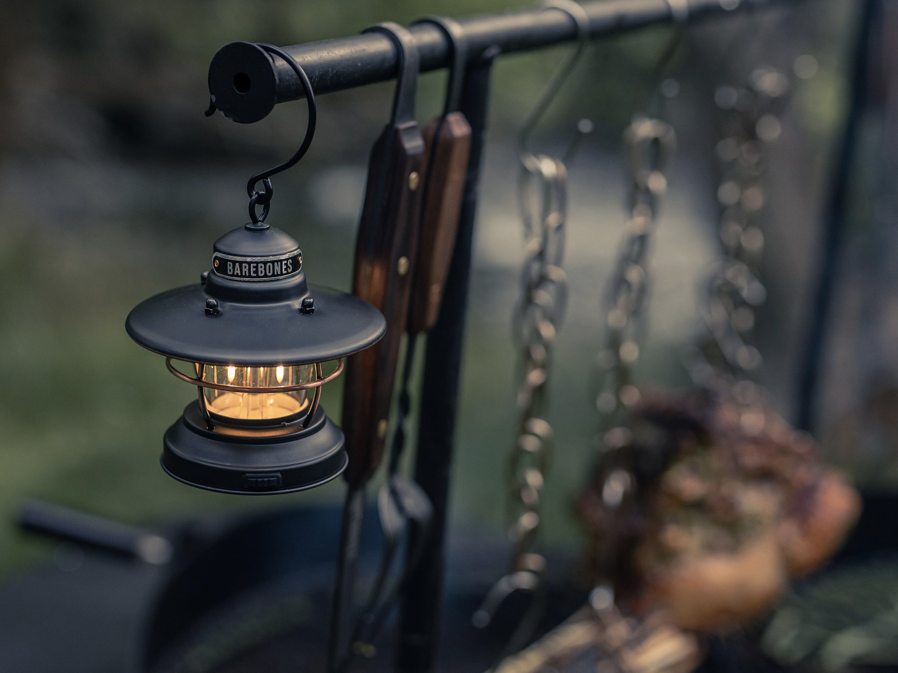 Mini_Edison_Lantern_PDP_06_7c2fe6a3-d988-4546-90d9-06ed904e70e8.jpg
