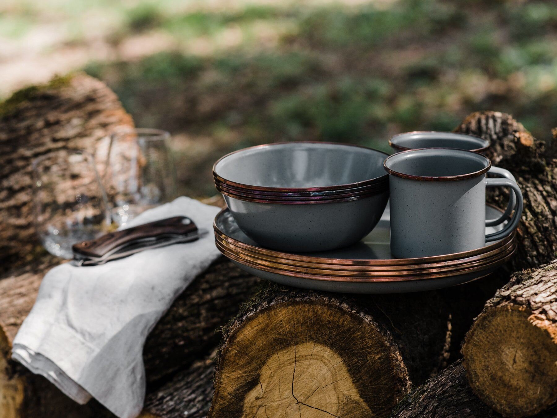 Tableware_carousel_LIFESTYLE_3_53cf2b75-688a-42a0-af9d-264eaede41ad.jpg