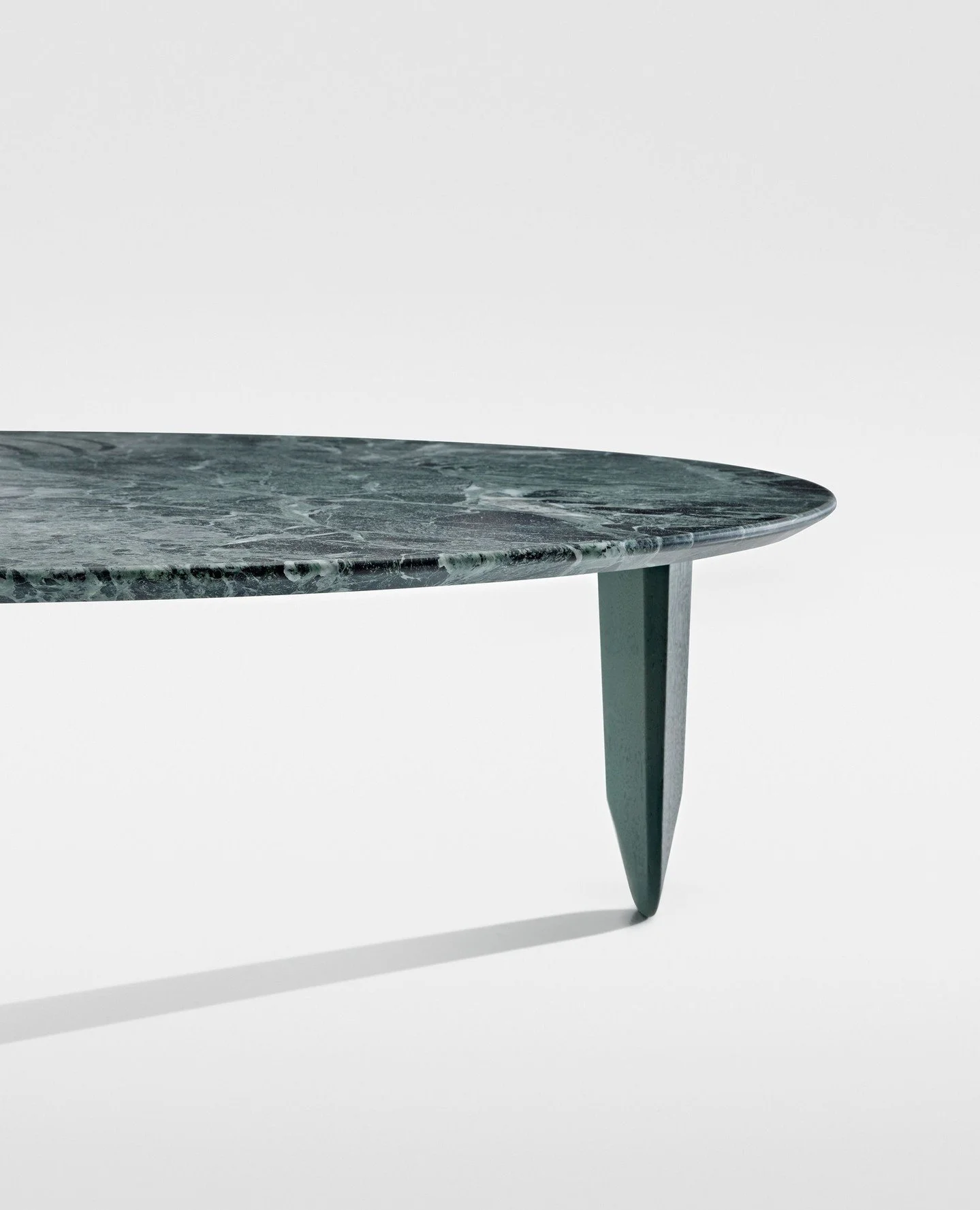Did you know Zeitraum only recently introduced marble and stone to their collection? The reason, it has taken the design team several years to find a quarry that meets the companies high sustainability standards, including water-usage, waste-managmen