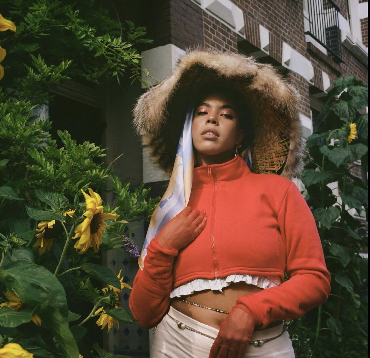 Dainty has created their debut clothing collection, inspired by the theme "Exquisite"